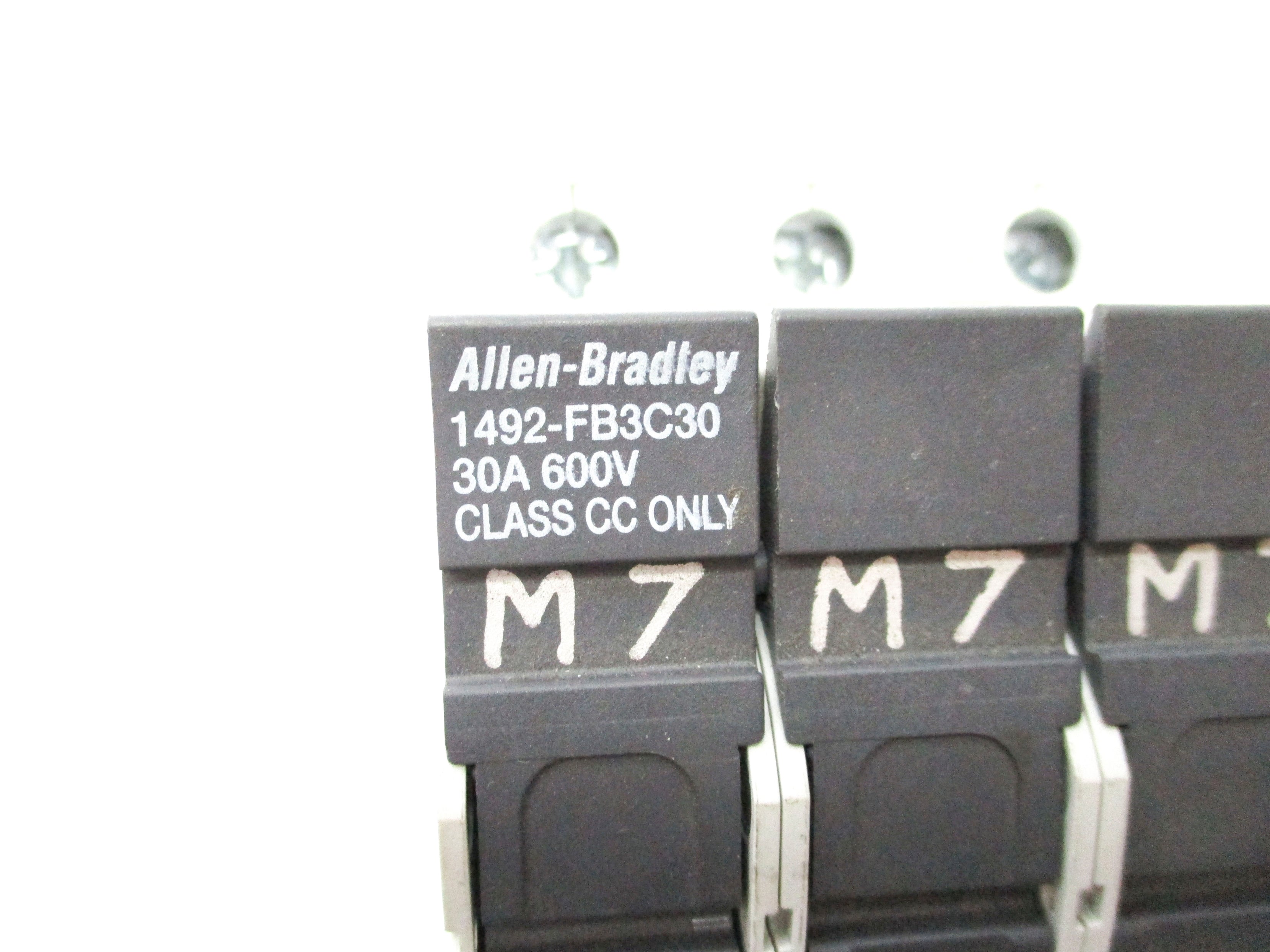 ALLEN BRADLEY 1492-FB3C30 SER. B 600V 30A UNMP