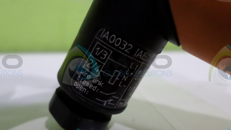 IFM EFECTOR IA0032 INDUCTIVE PROXIMITY SENSOR *NEW NO BOX*