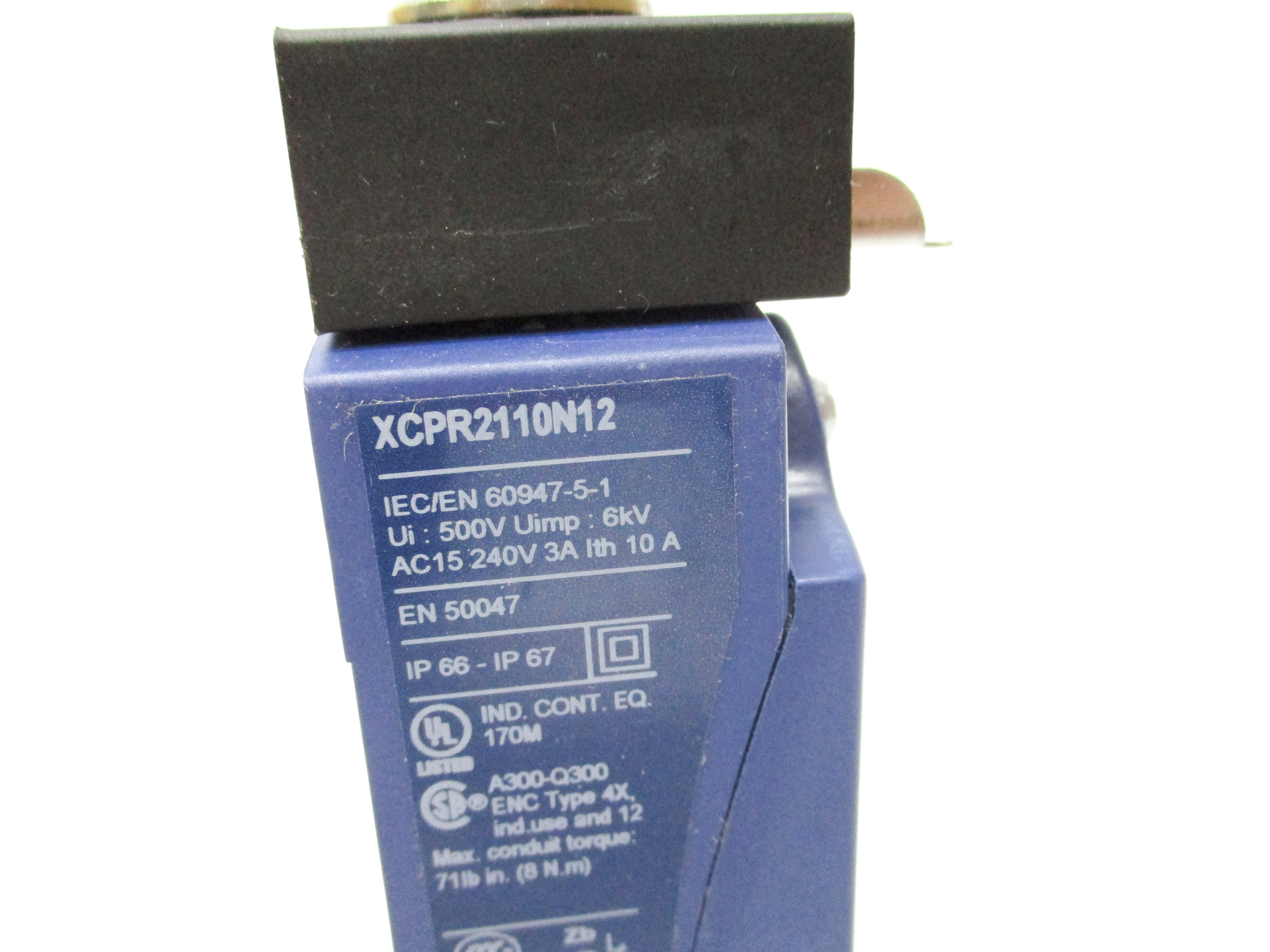TELEMECANIQUE XCPR2110N12 NSNP