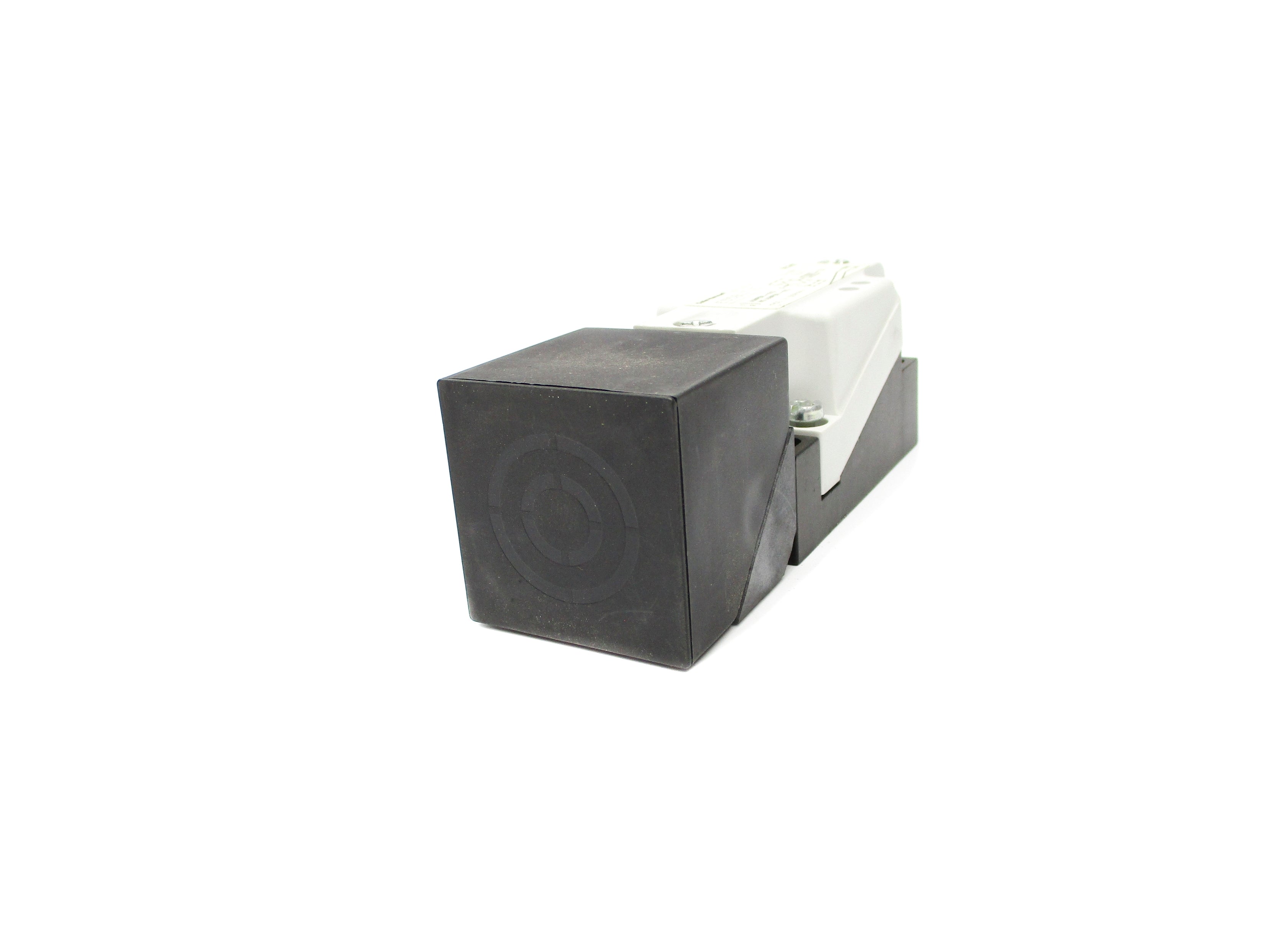 CUTLER HAMMER E55BLT1C SER. B1 NSMP