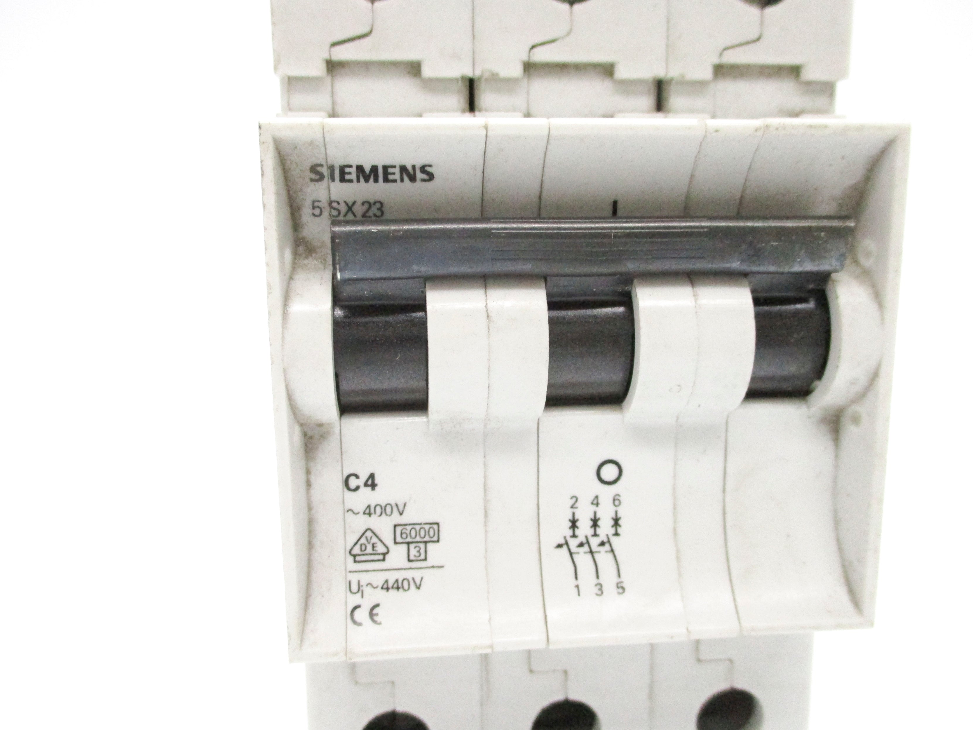 SIEMENS 5SX23-C4 4A 440V UNMP