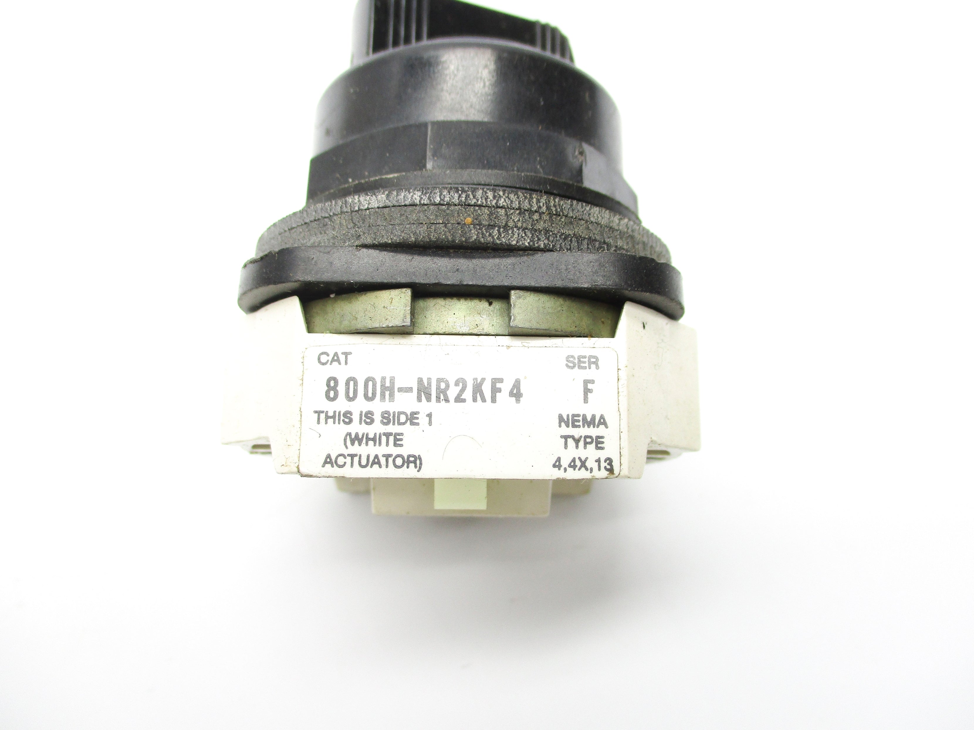 ALLEN BRADLEY 800H-NR2KF4 SER. F NSNP