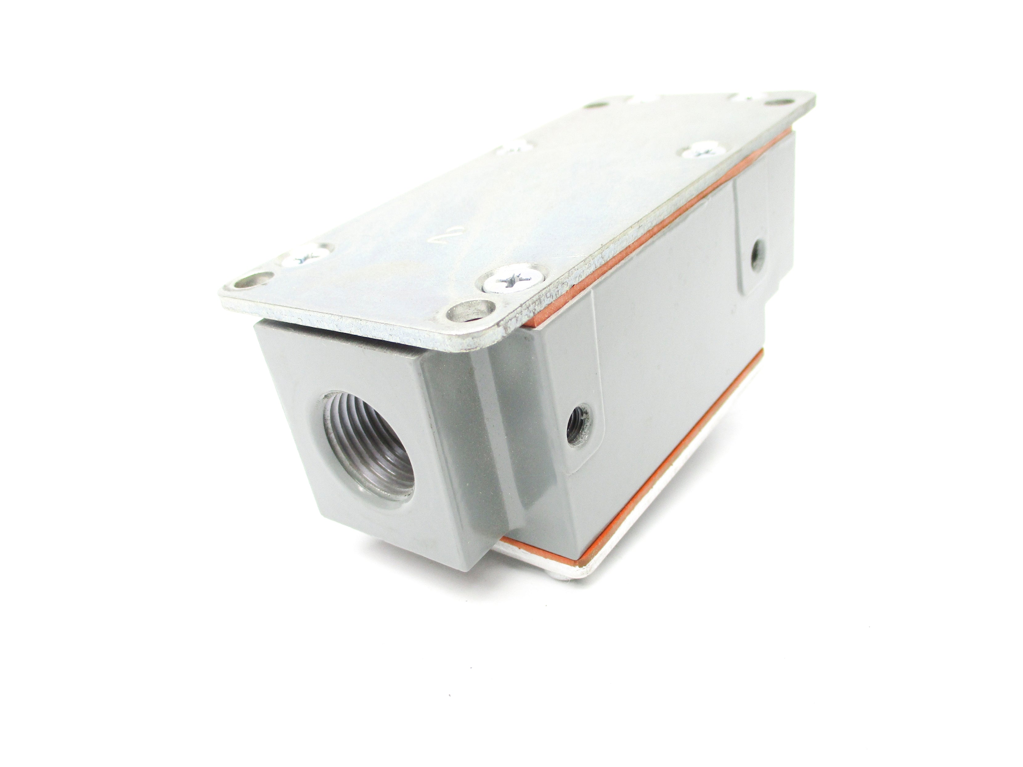 SQUARE D HL300WNS2M26 SER. F NSNP