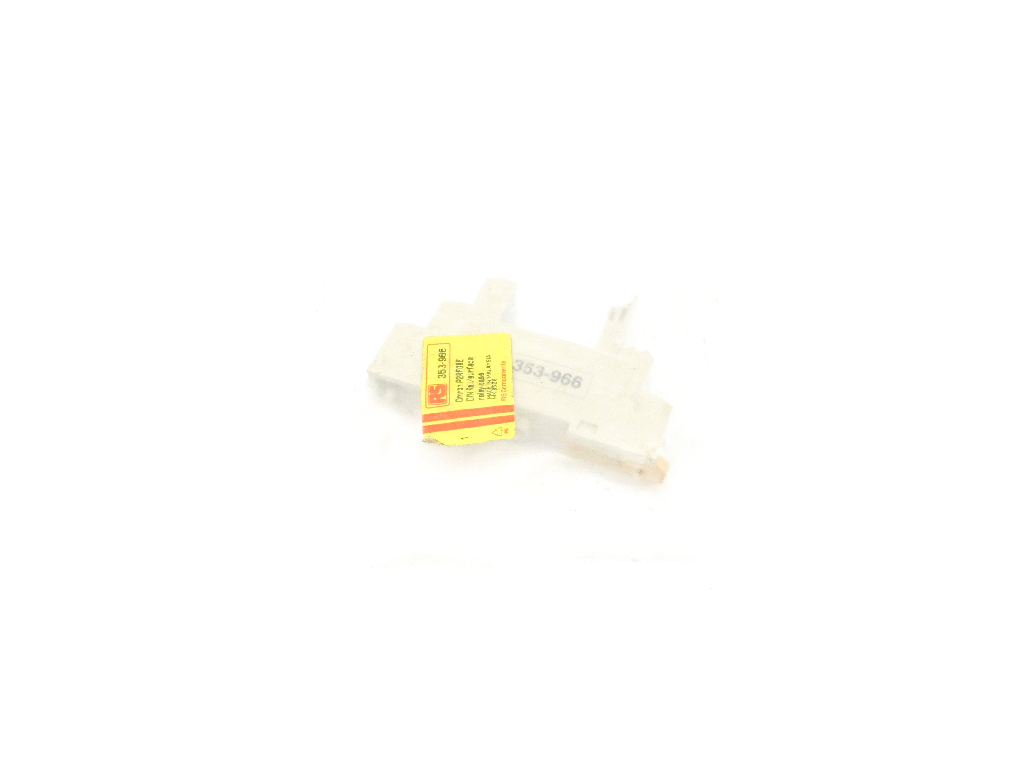 OMRON P2RF08E 353-966 NSMP