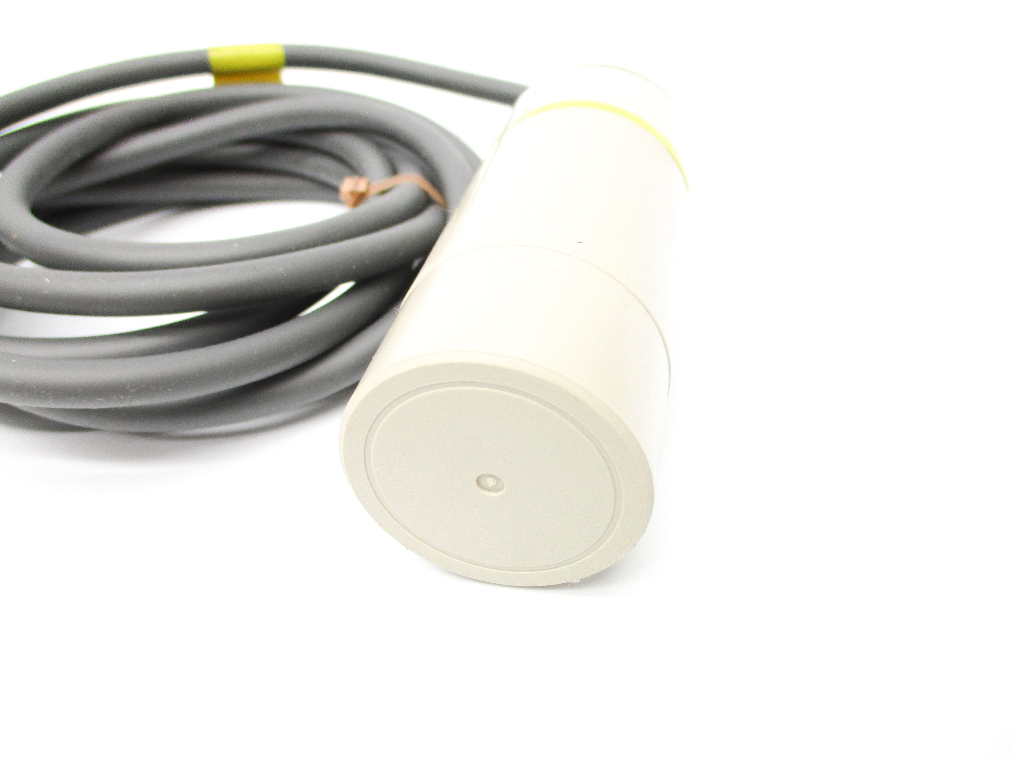 OMRON E2K-C25MY2 90-250VAC 2M NSMP