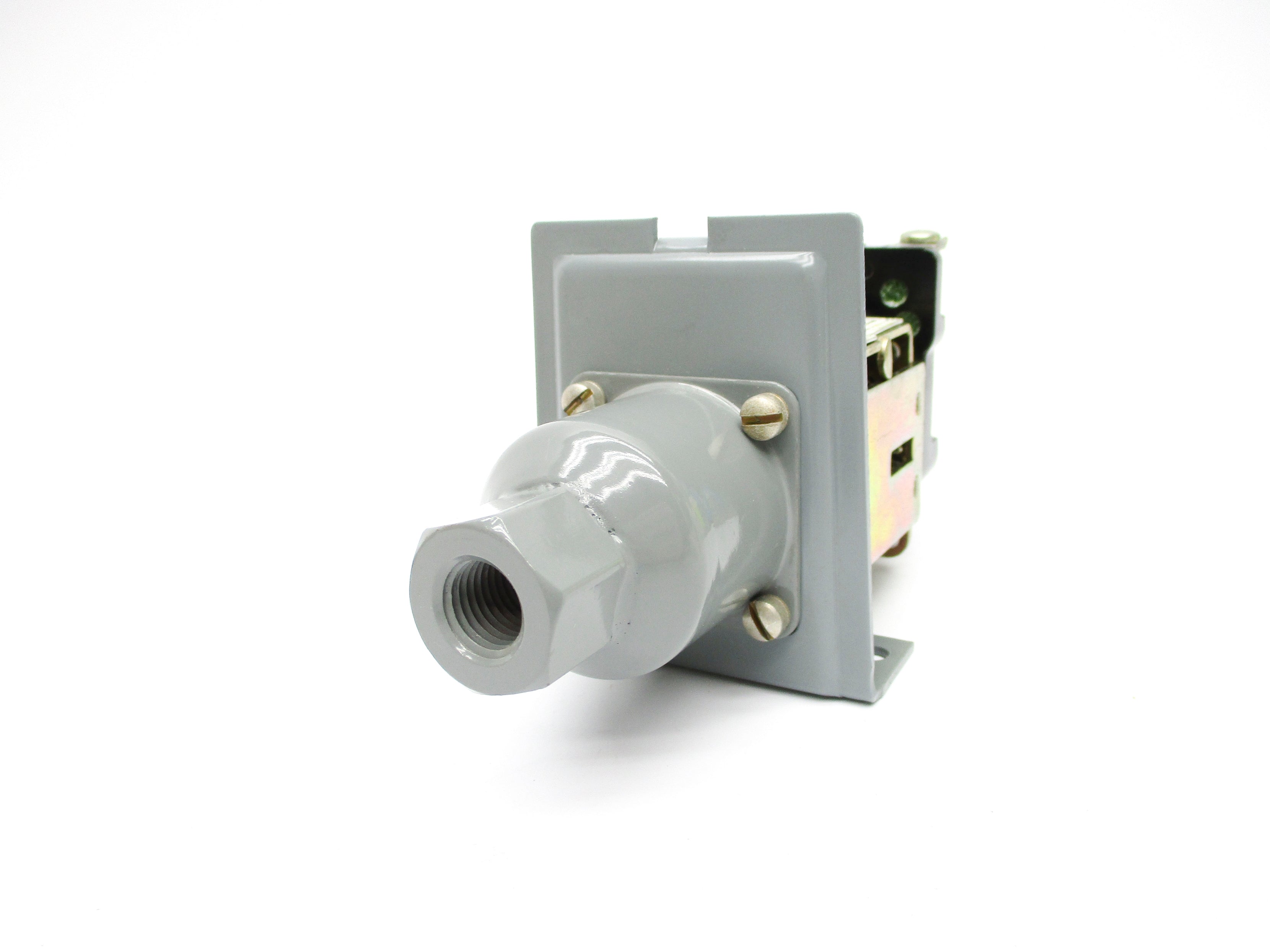 ALLEN BRADLEY 836-C5 SER. A (BR/YL) NSMP