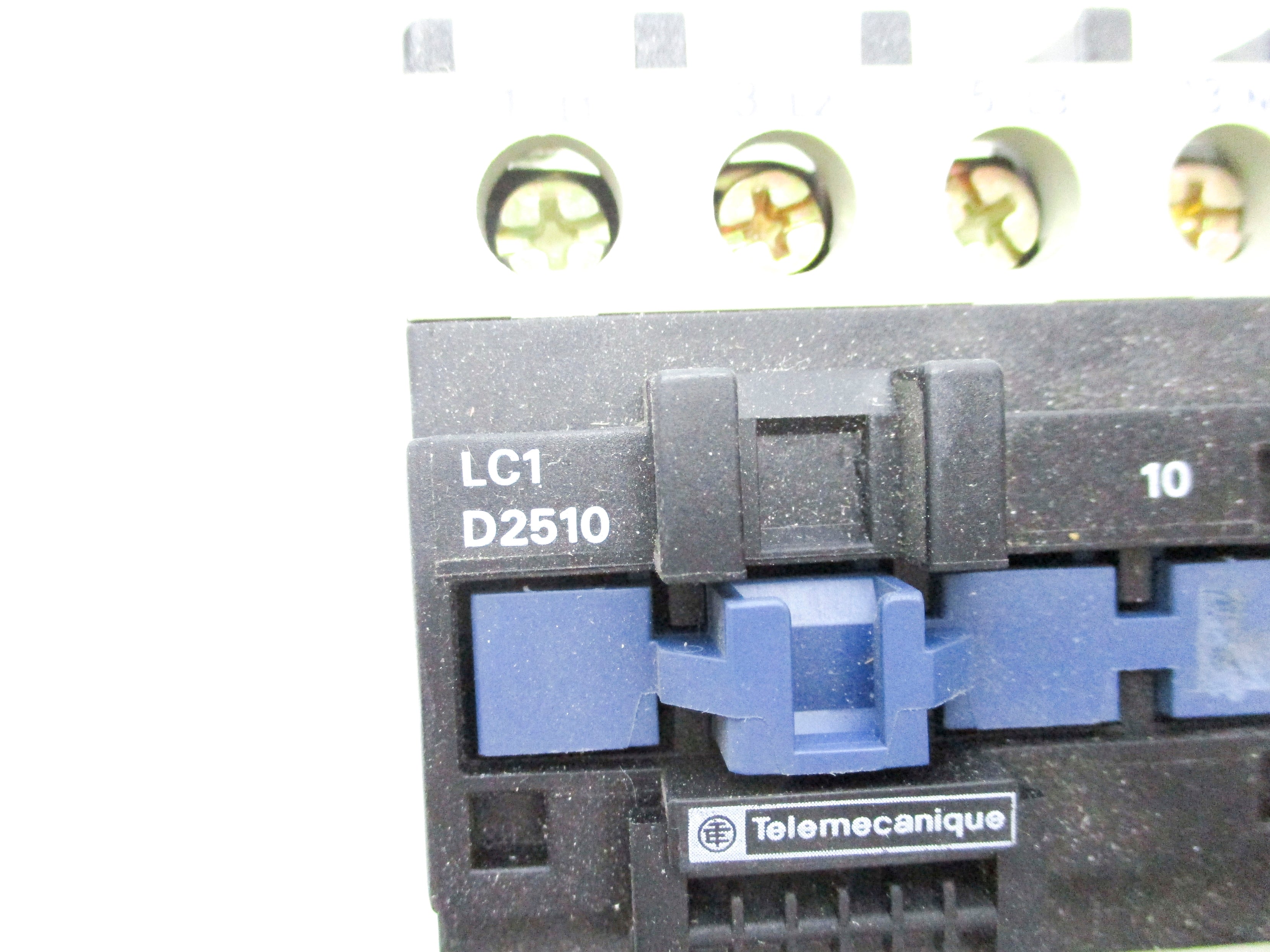 TELEMECANIQUE LC1-D2510B6 24V NSNP