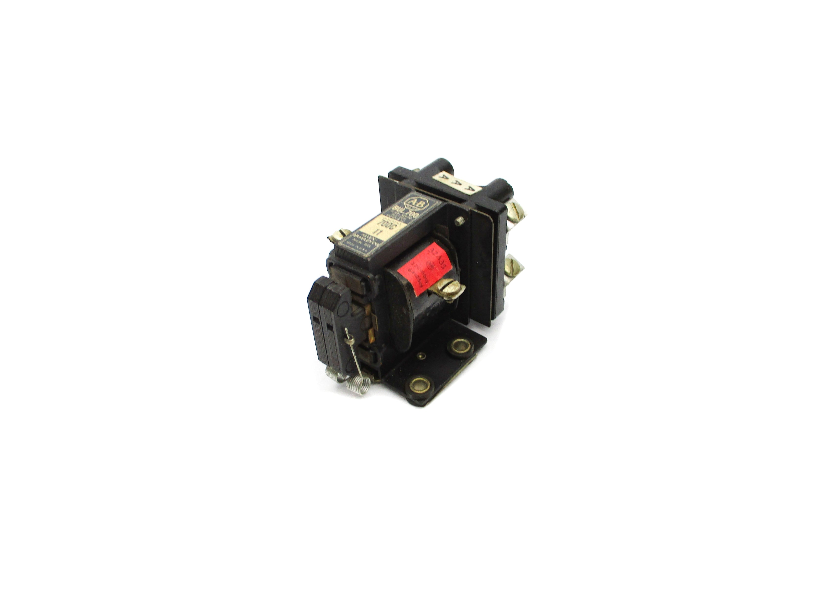 ALLEN BRADLEY 700C11 64/120V NSNP