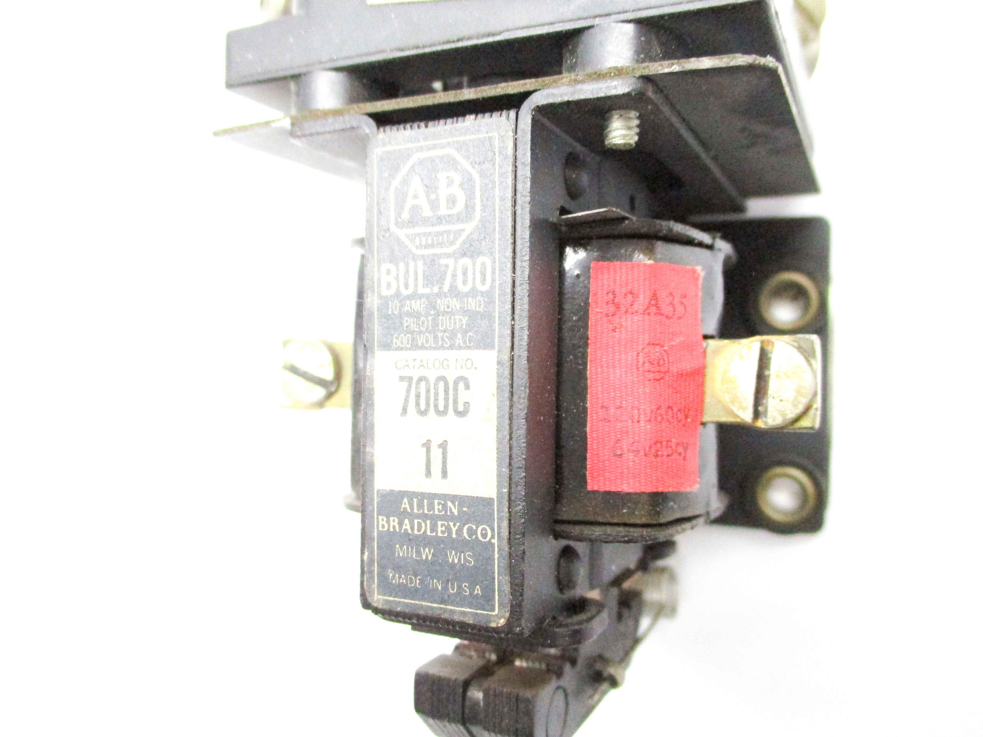 ALLEN BRADLEY 700C11 64/120V NSNP