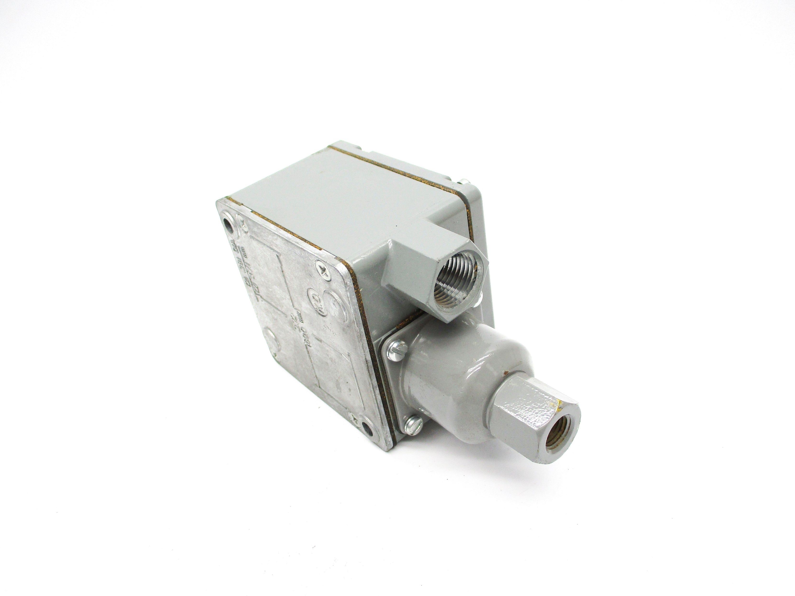 ALLEN BRADLEY 836T-T252JX40 SER. A 6-75PSI NSNP