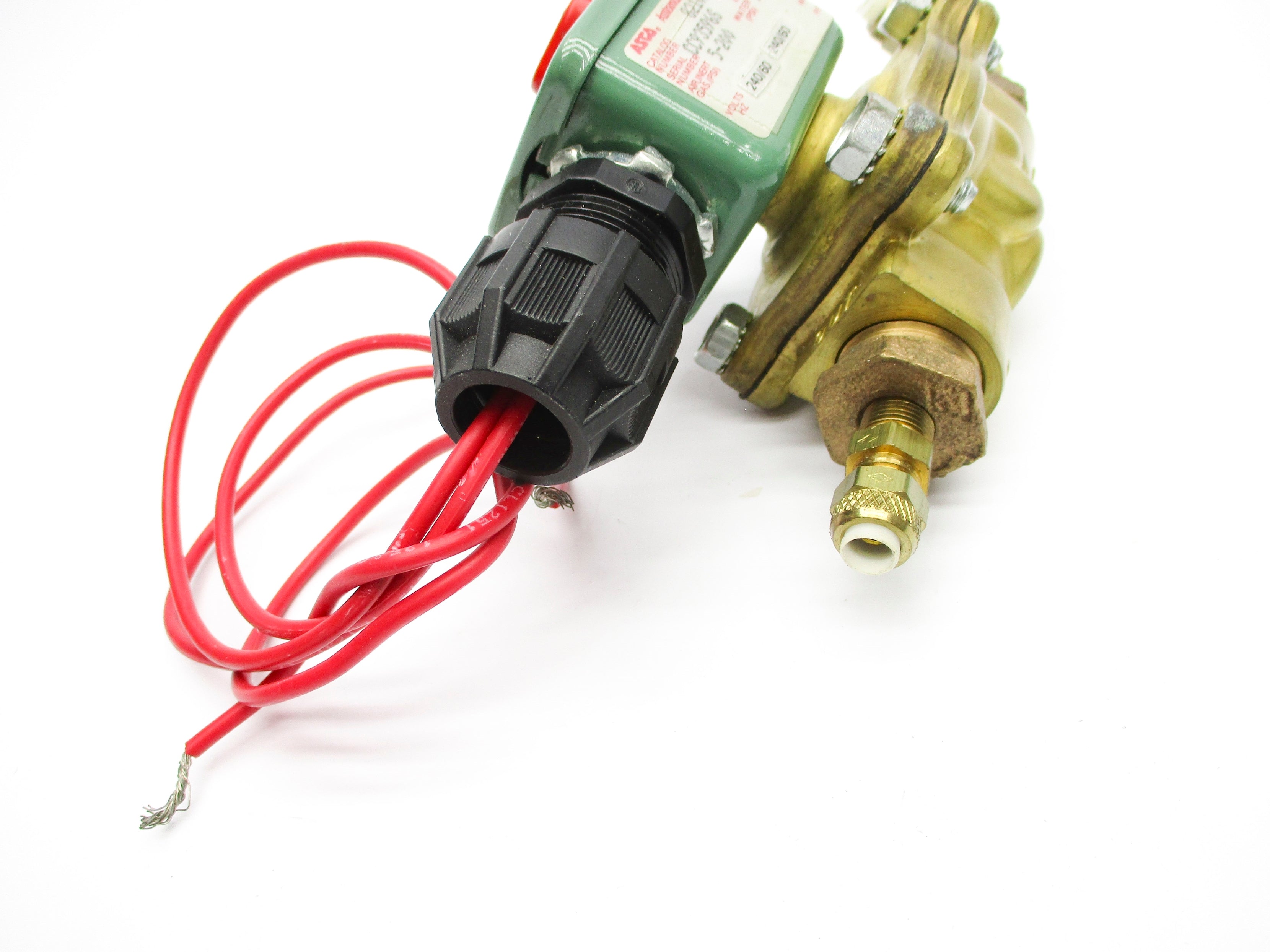 ASCO 8210D2 240V 5-200PSI (AS PICTURED) 1/2' UNMP