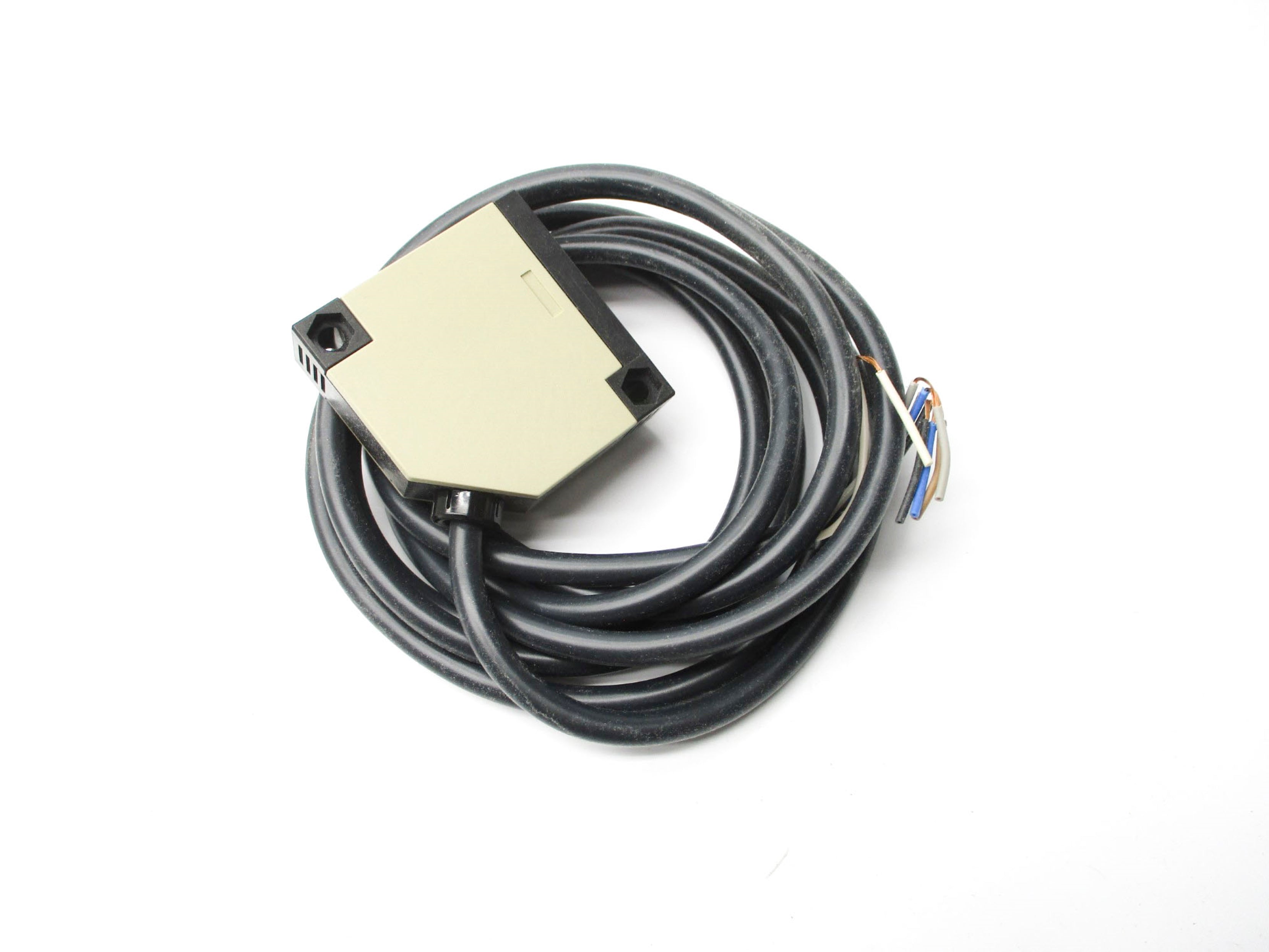 OMRON E3JK-R4M1-US NSMP