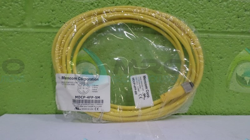 MENCOM CORP. MDCP-4FP-5M CONNECTOR *NEW IN ORIGINAL PACKAGE*