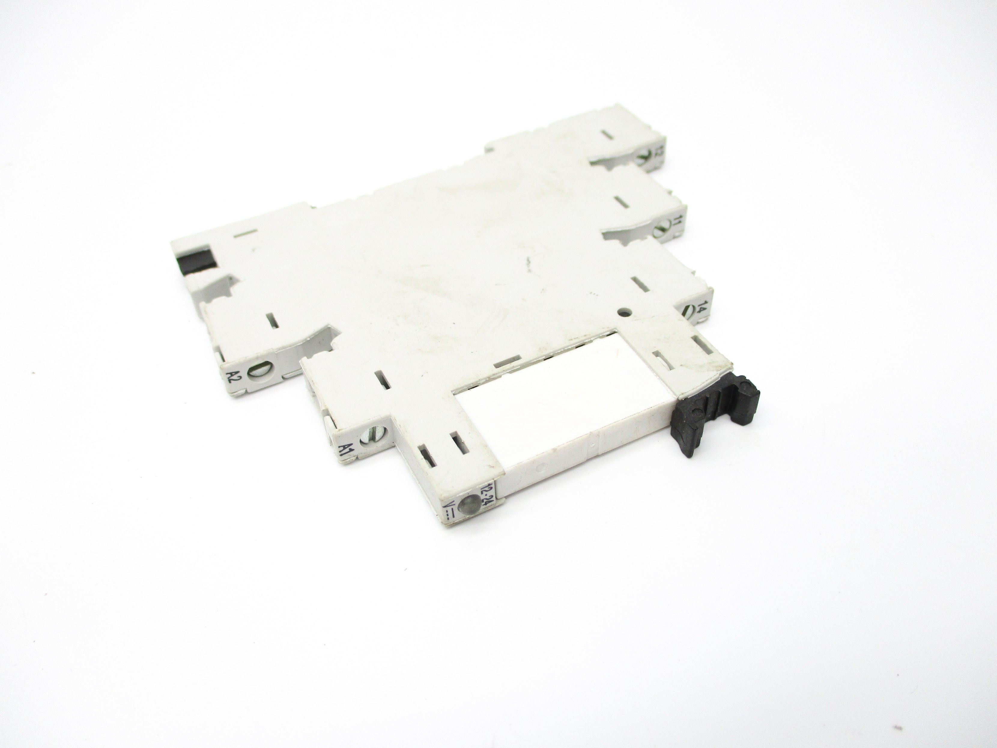 ALLEN BRADLEY 700-HLT1Z SER. A 700-TBR24 UNMP