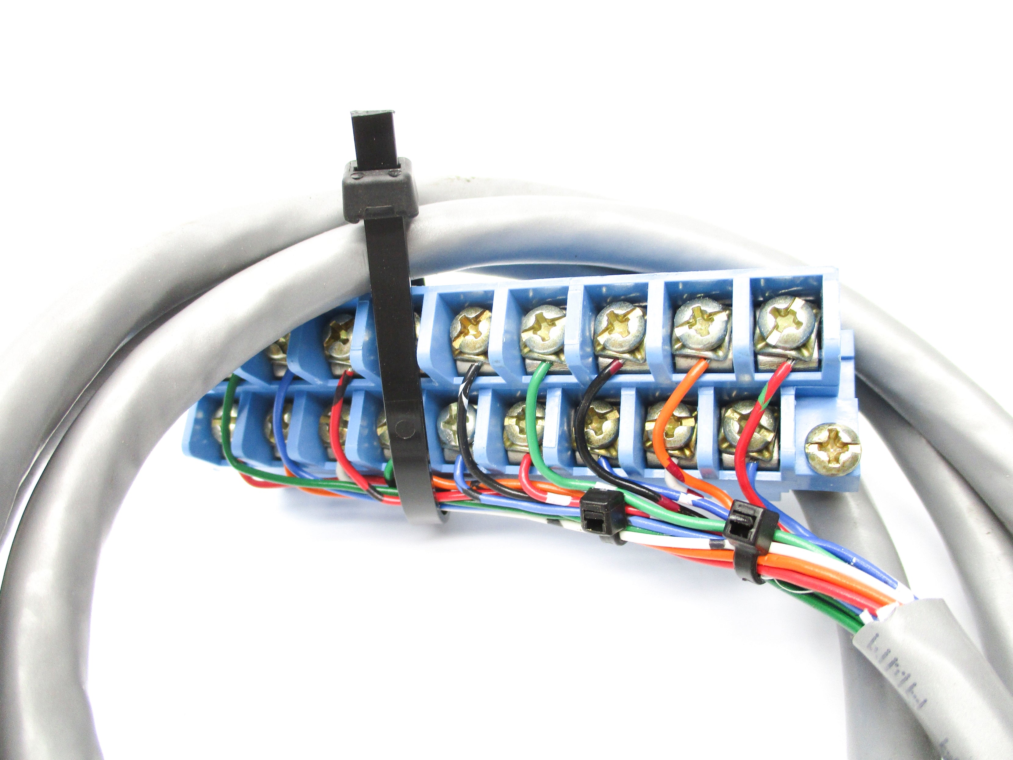 ALLEN BRADLEY 1492-CABLE10B SER. B NSNP
