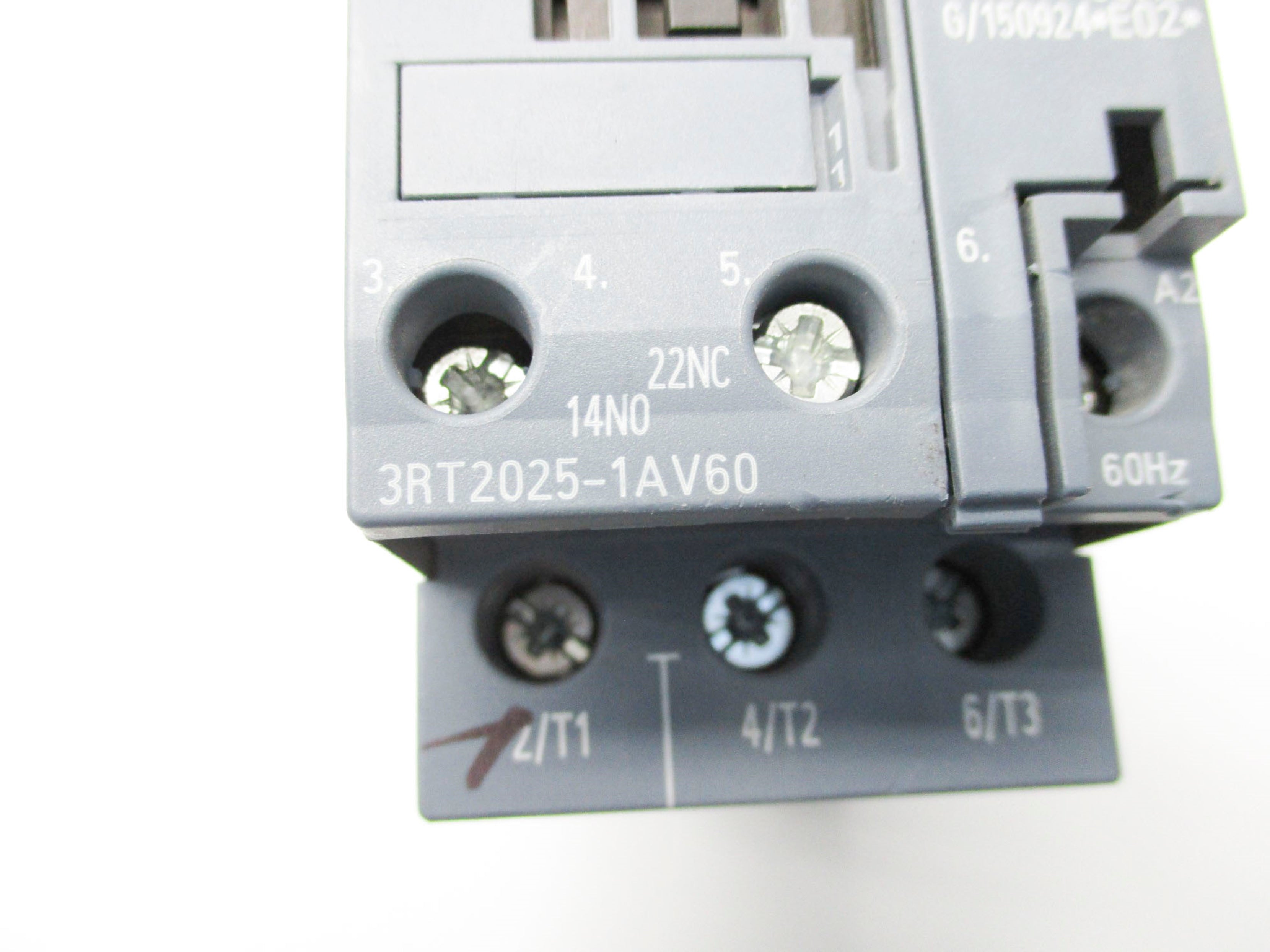 SIEMENS 3RT2025-1AV60 480V NSNP