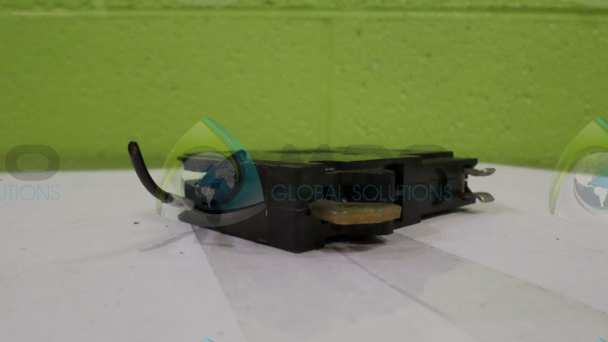 SQUARE D QOT1515 (AS IS) CIRCUIT BREAKER *USED*