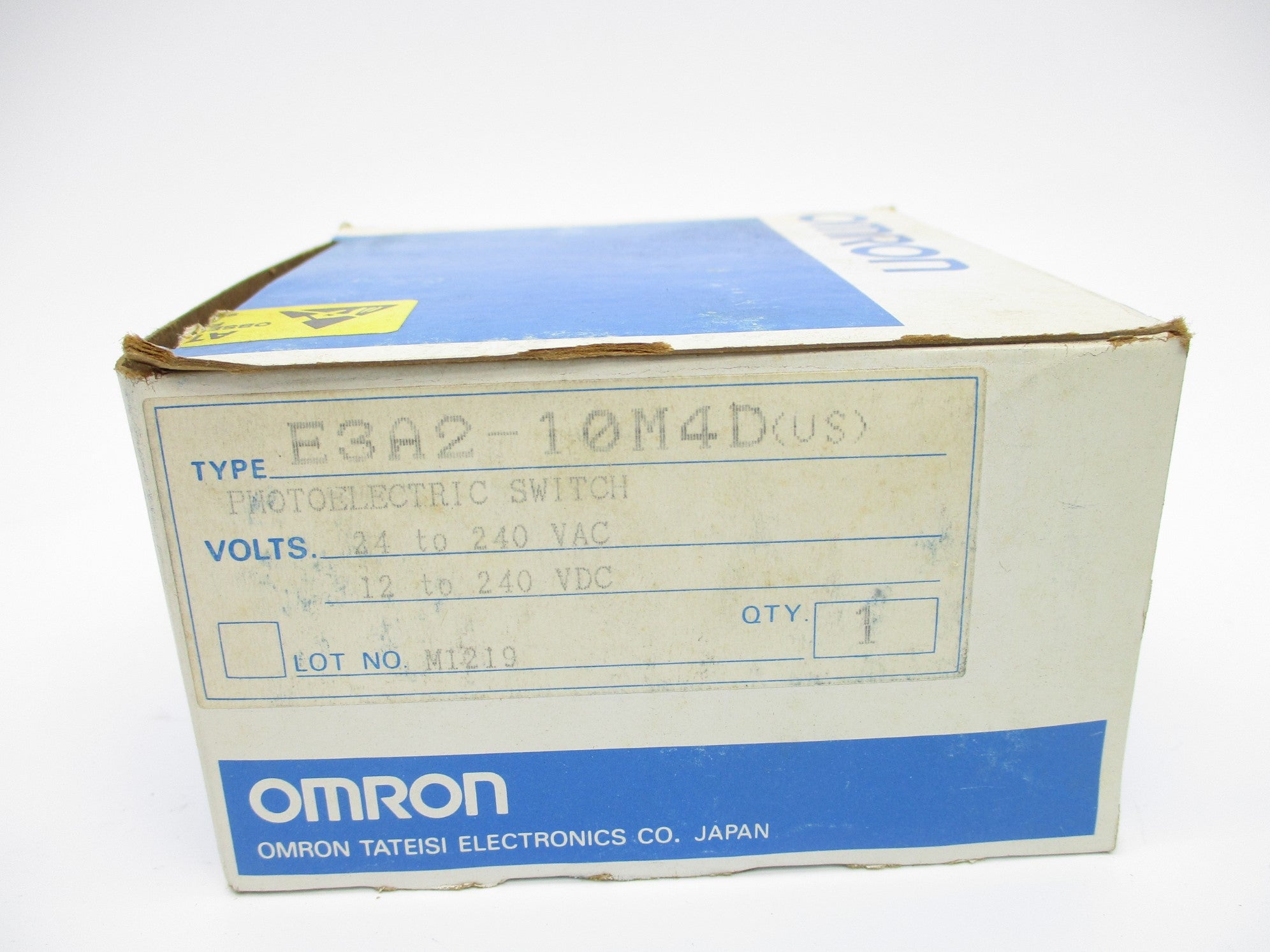 OMRON E3A2-10M4D NSMP