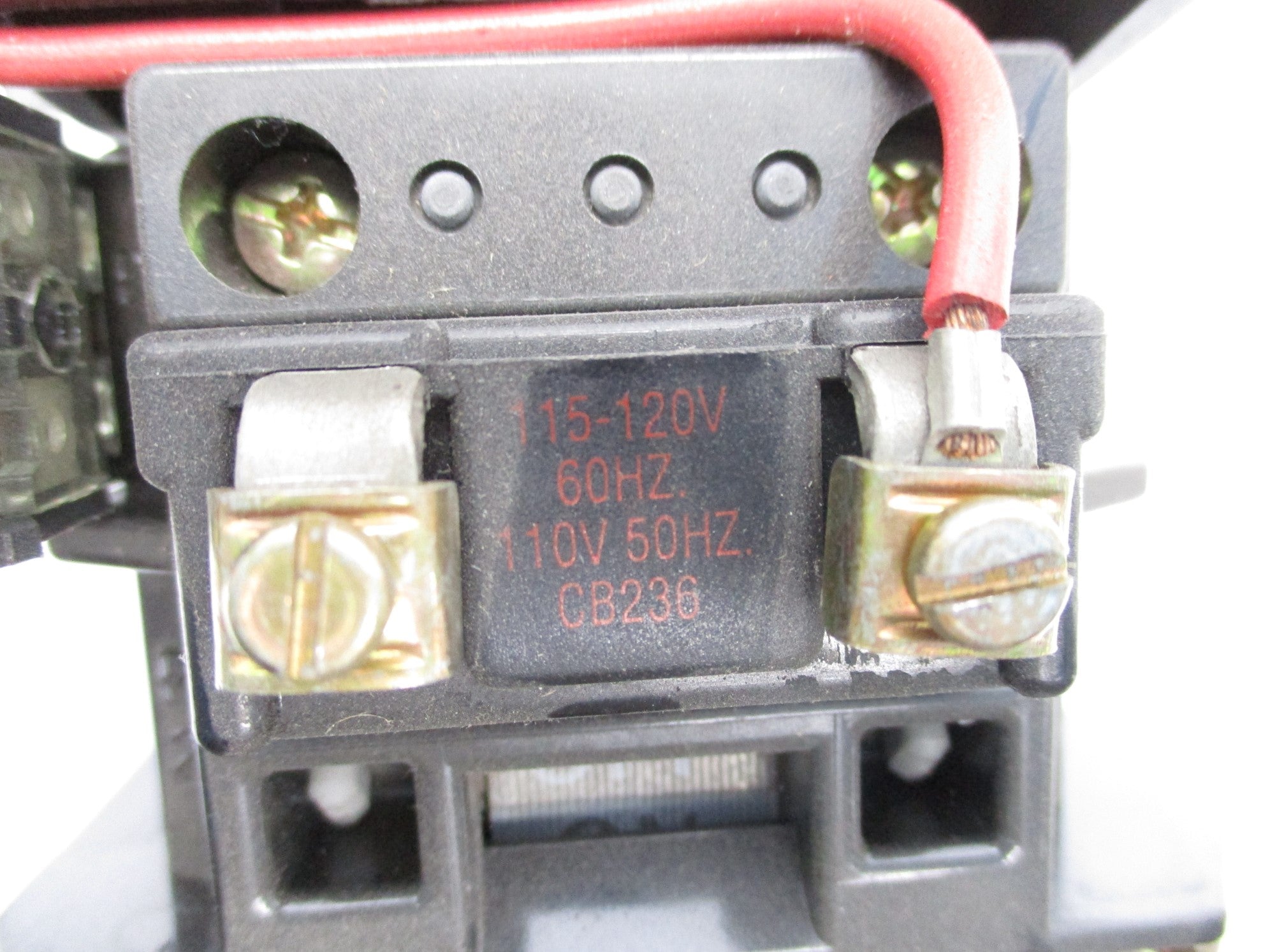 INDUSTRIAL SPARE PART 500-BOD920 SER. B 110/115-120V 27A NSNP