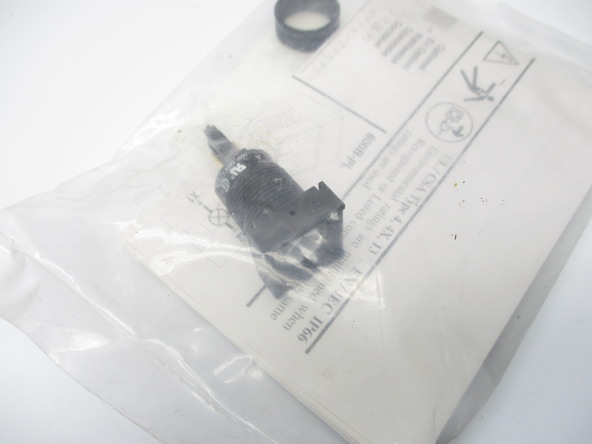 INDUSTRIAL SPARE PART 800B-EPB SER. A 300V 5A NSMP