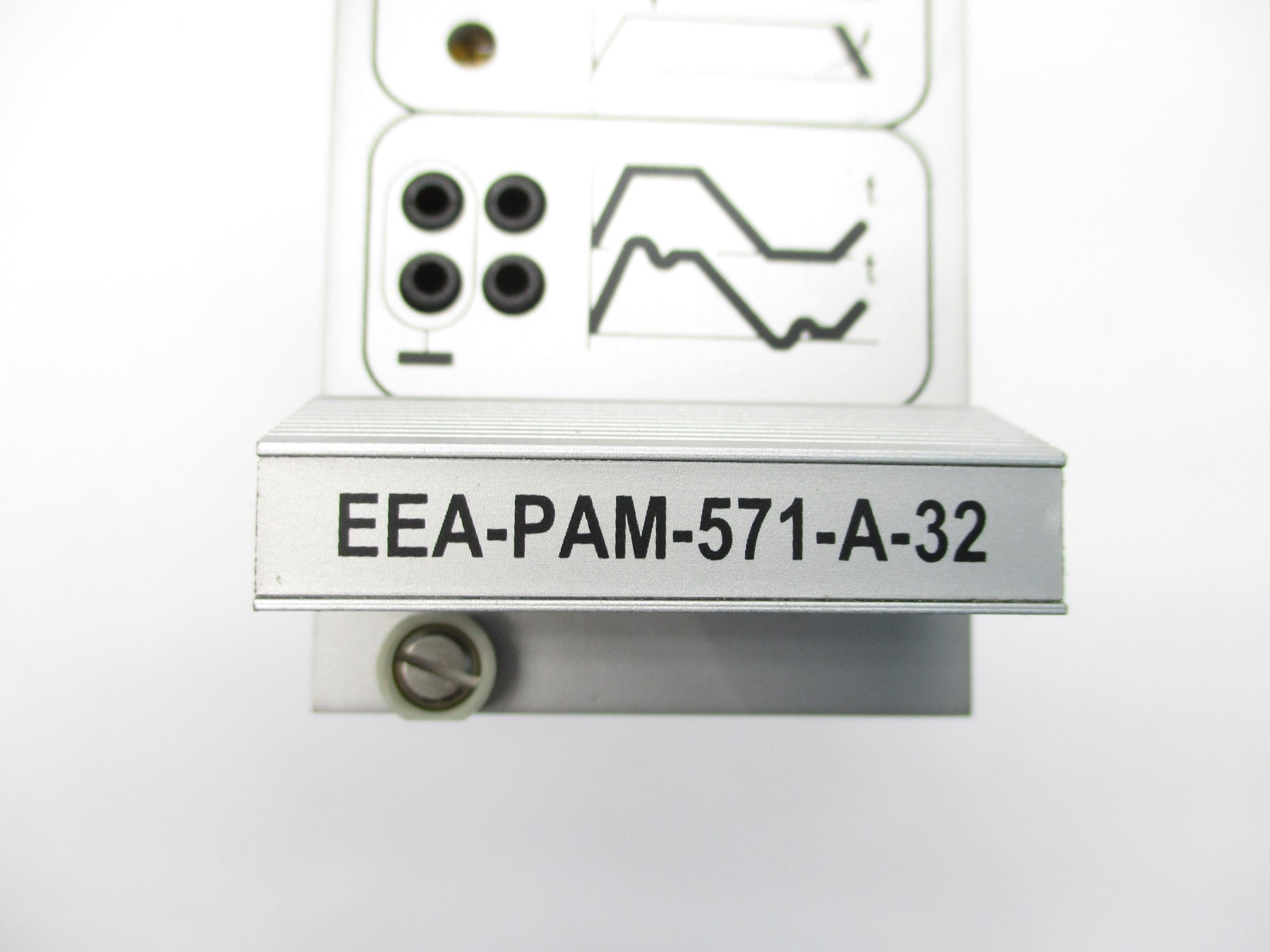 VICKERS EEA-PAM-571-A-32 UNMP