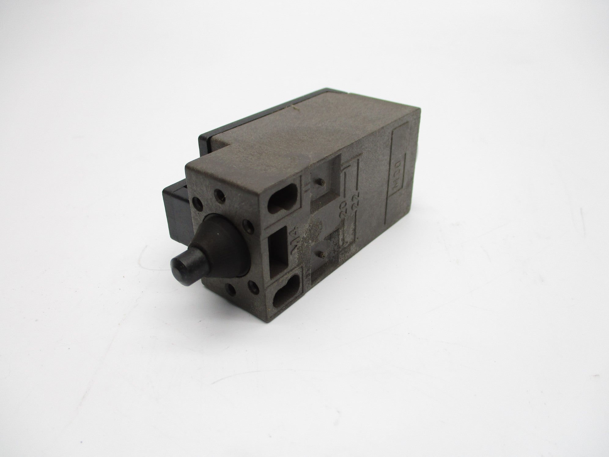 SCHMERSAL ZS236-11Z 500V NSNP