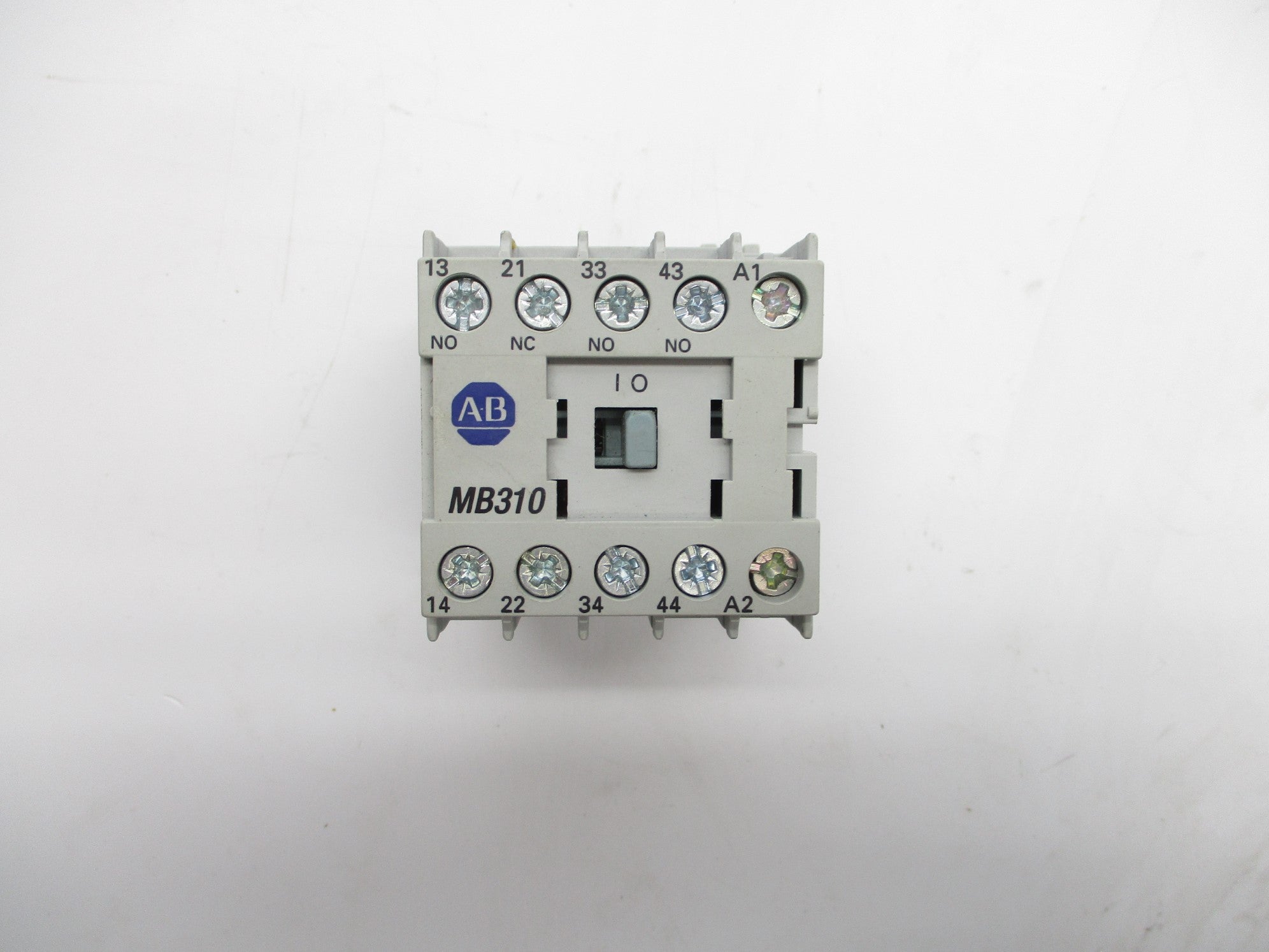 INDUSTRIAL SPARE PART 700-MB310D SER. A 110/120V 10A NSNP