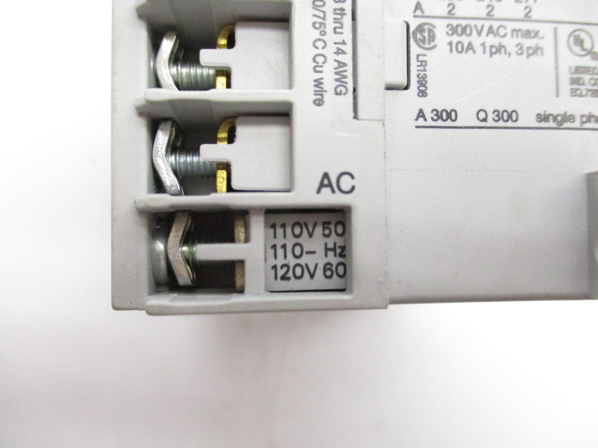 INDUSTRIAL SPARE PART 700-MB310D SER. A 110/120V 10A NSNP