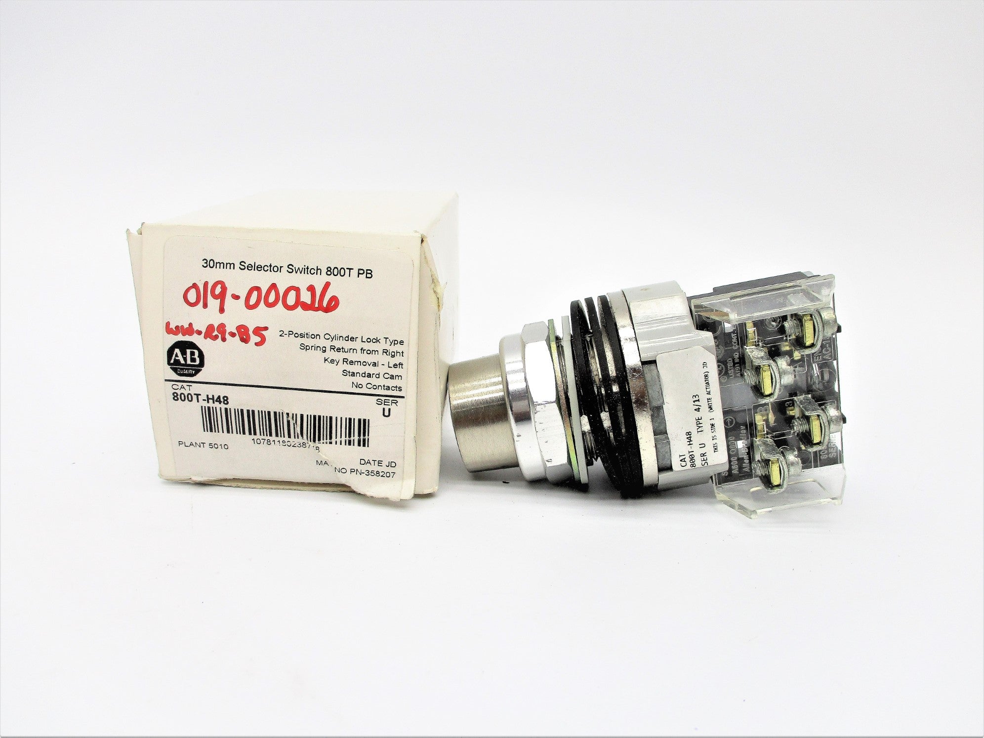 ALLEN BRADLEY 800T-H48 SER. U (NO KEY) (WH) NSMP