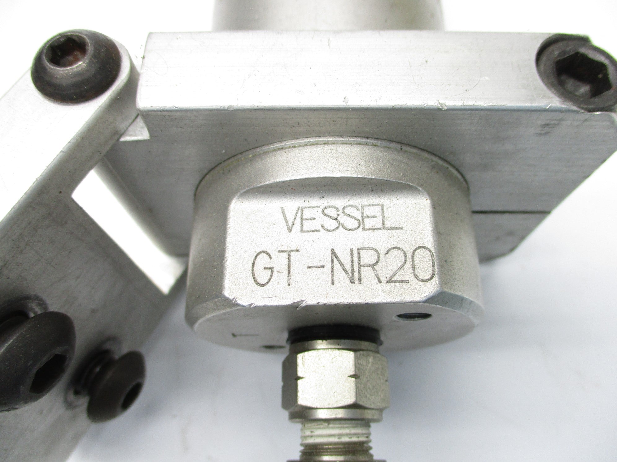 VESSELL GT-NR20 (AS PICTURED) UNMP