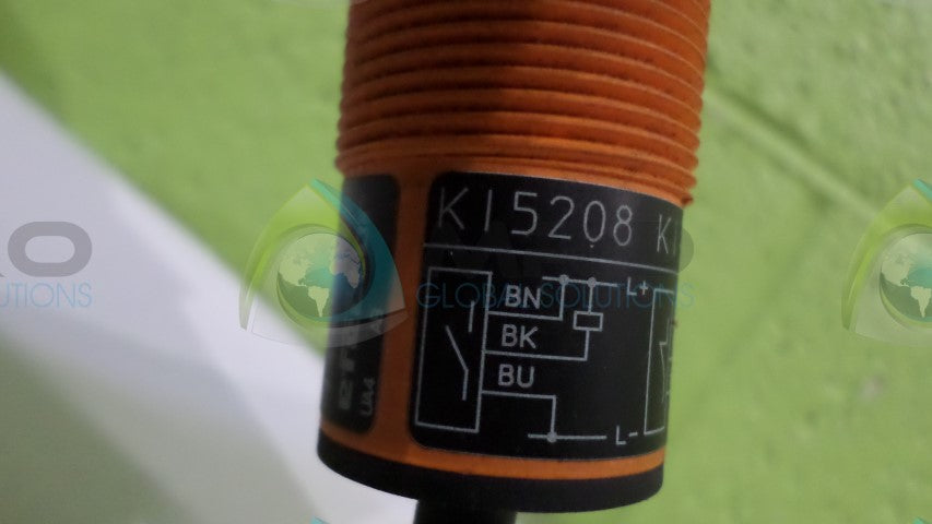 IFM EFECTOR KI5208 CAPACITIVE SENSOR (AS PICTURED) *USED*