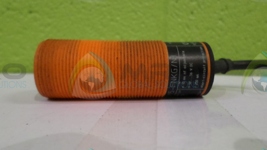 IFM EFECTOR KI5208 CAPACITIVE SENSOR (AS PICTURED) *USED*