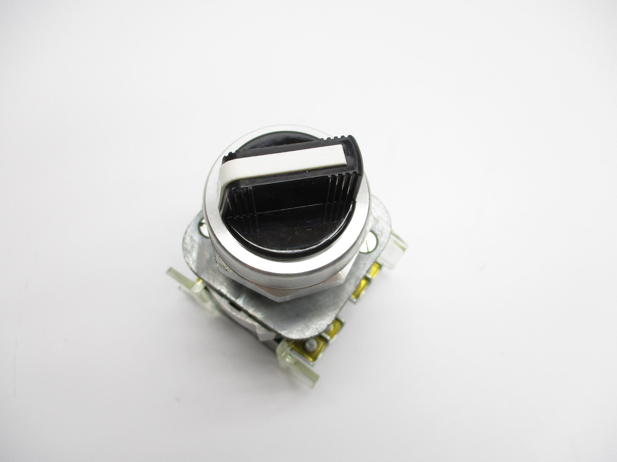 ALLEN BRADLEY 800T-J2KT1 SER. T NSNP
