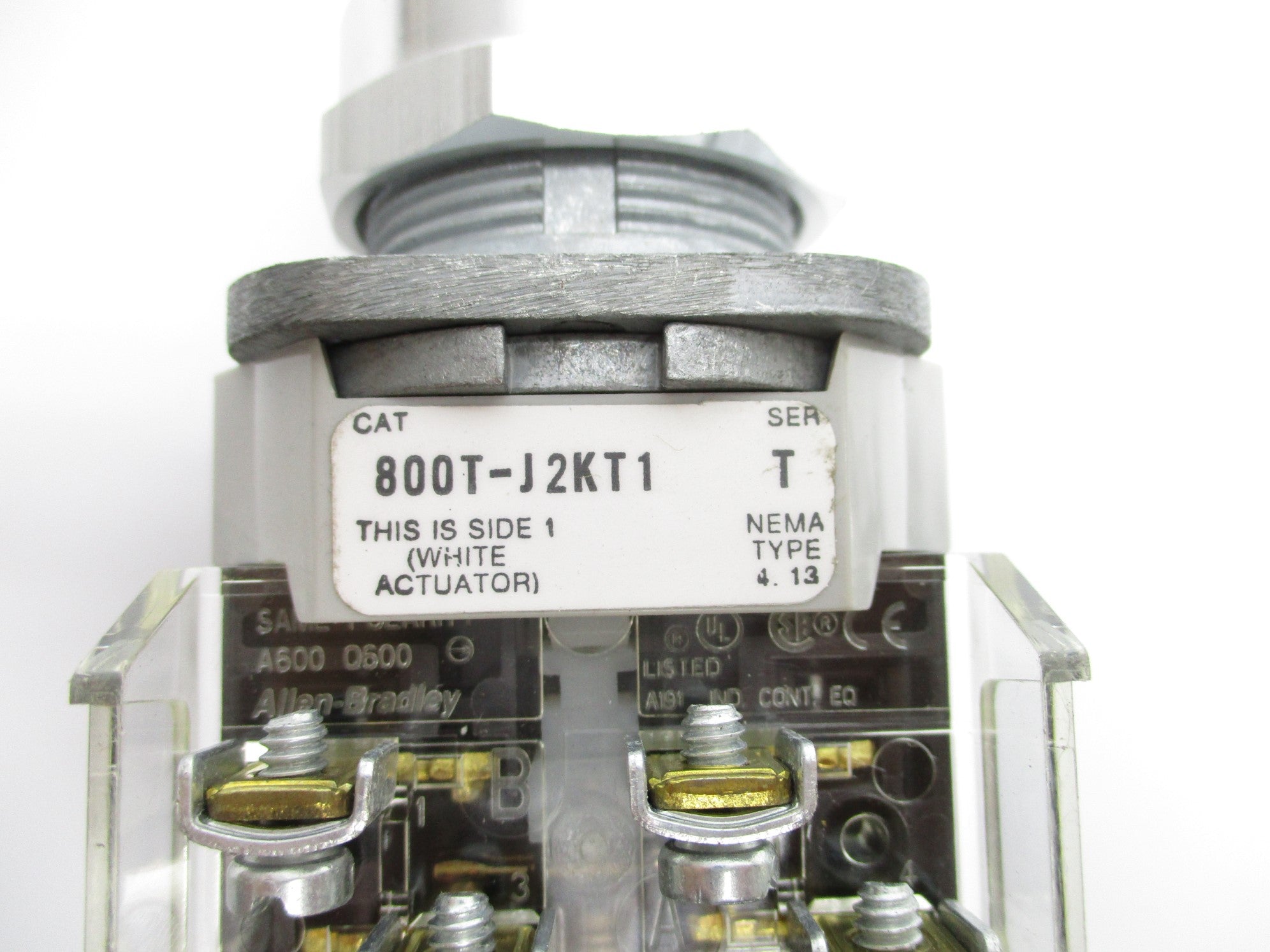 ALLEN BRADLEY 800T-J2KT1 SER. T NSNP