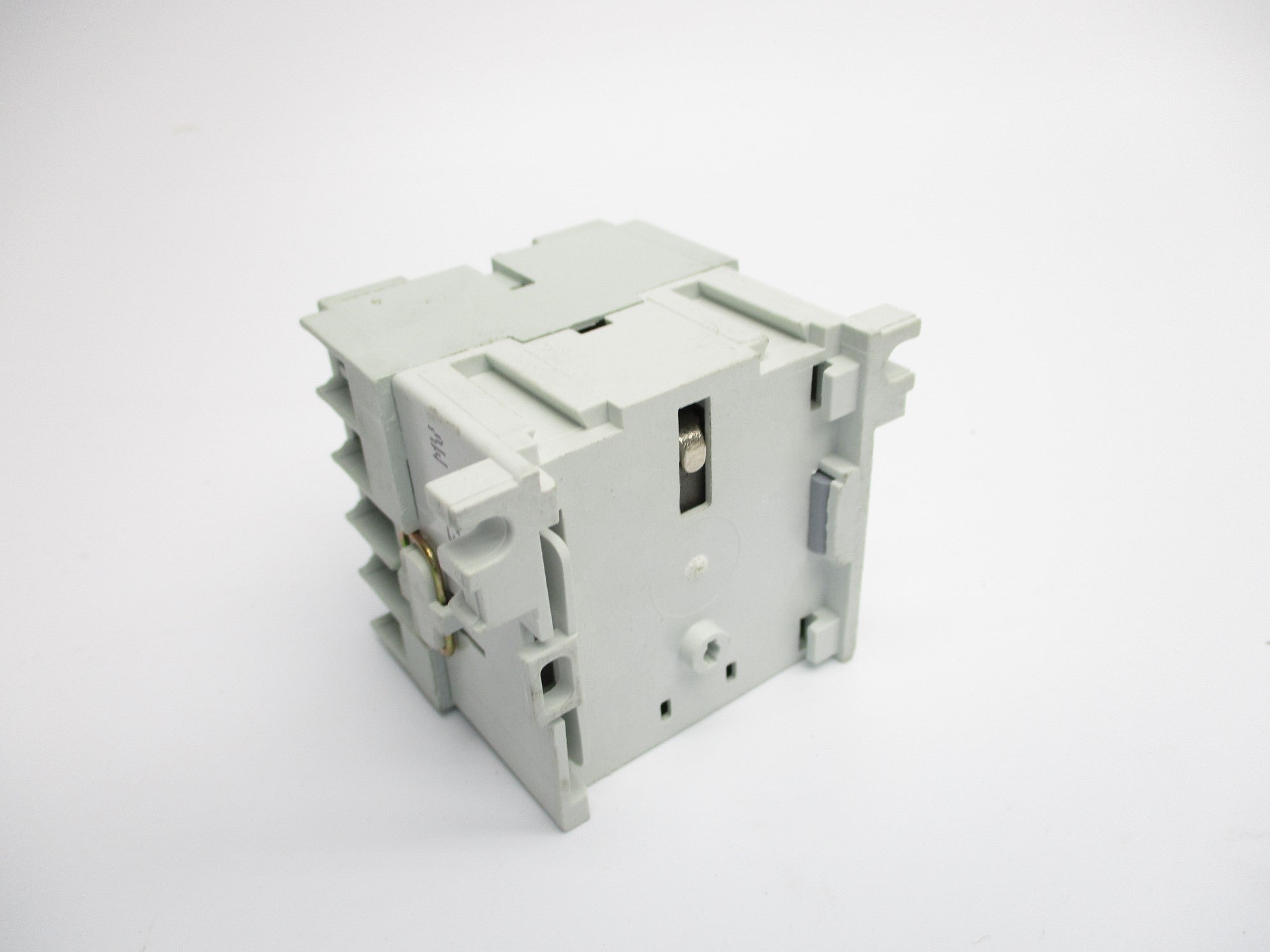 INDUSTRIAL SPARE PART 700DC-MB220Z24S SER. A 24VDC 10A (BR/WH) NSMP