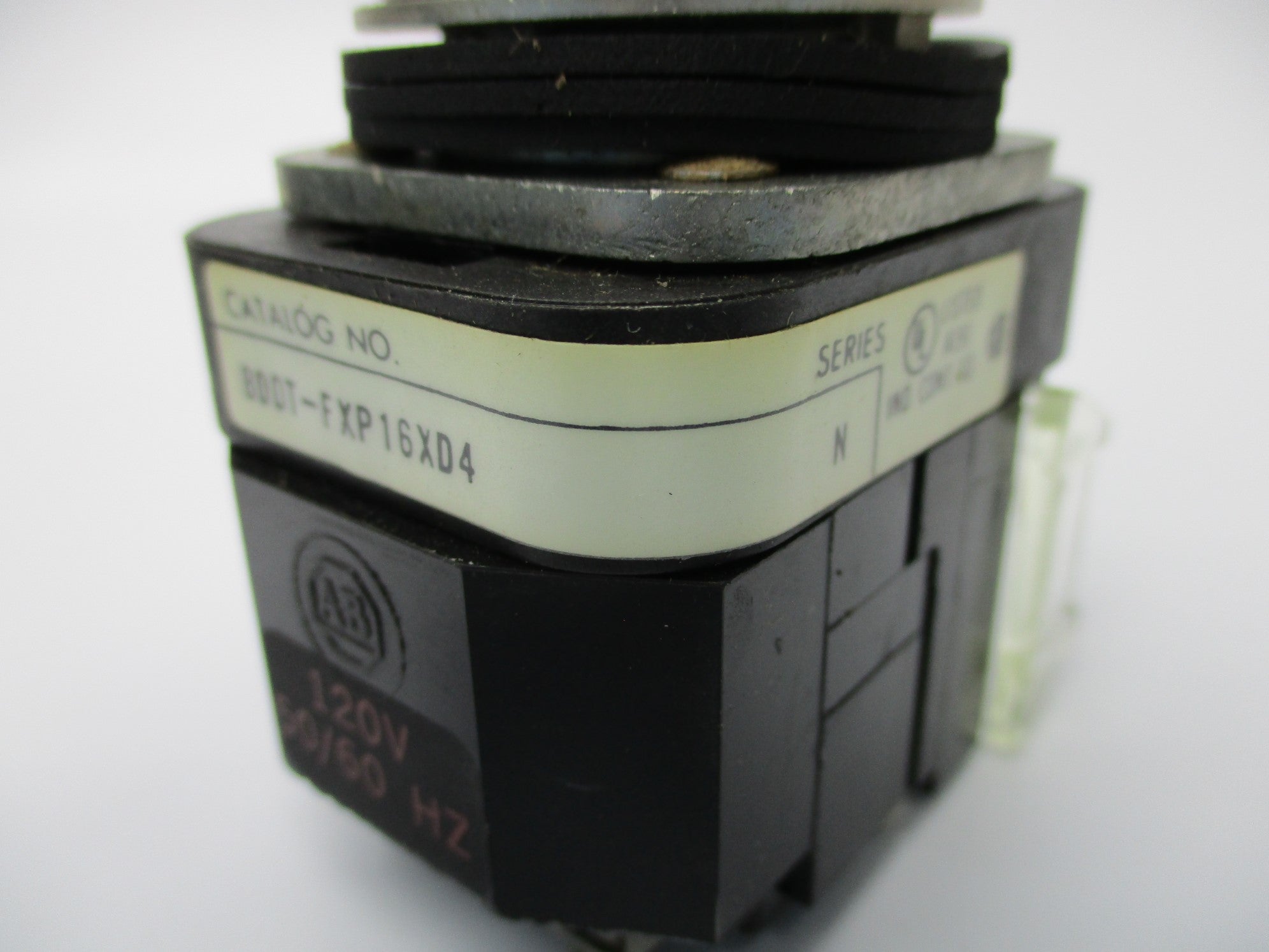 ALLEN BRADLEY 800T-FXP16XD4 SER. N NSNP