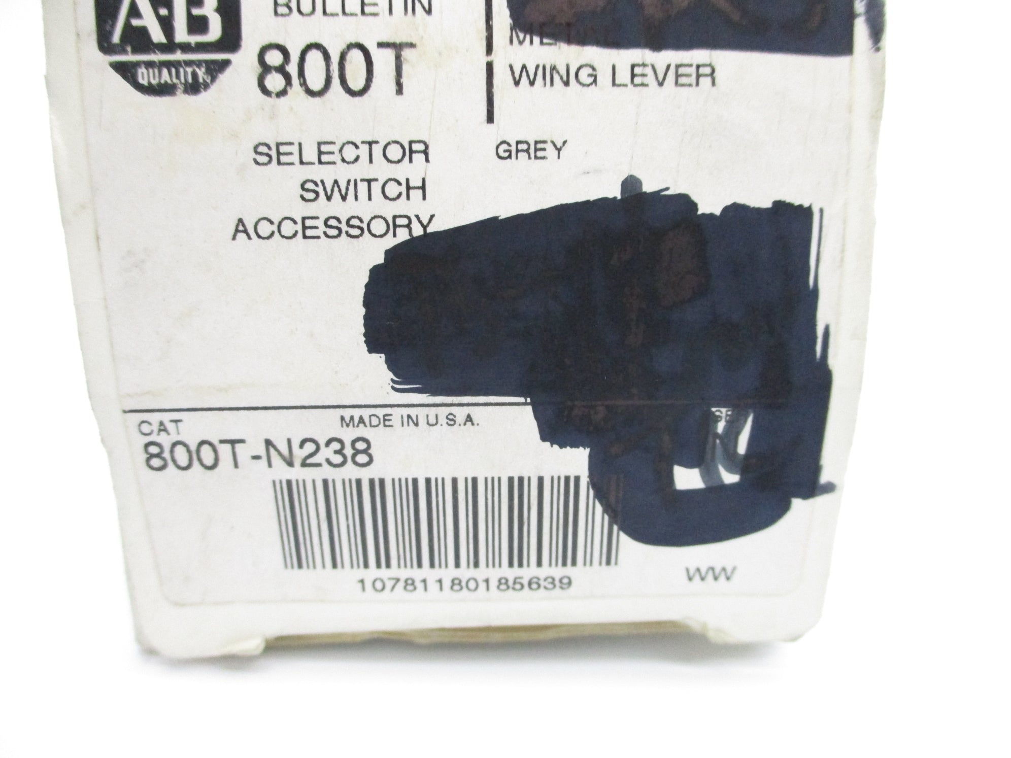 ALLEN BRADLEY 800T-N238 SER. N (WH) NSMP