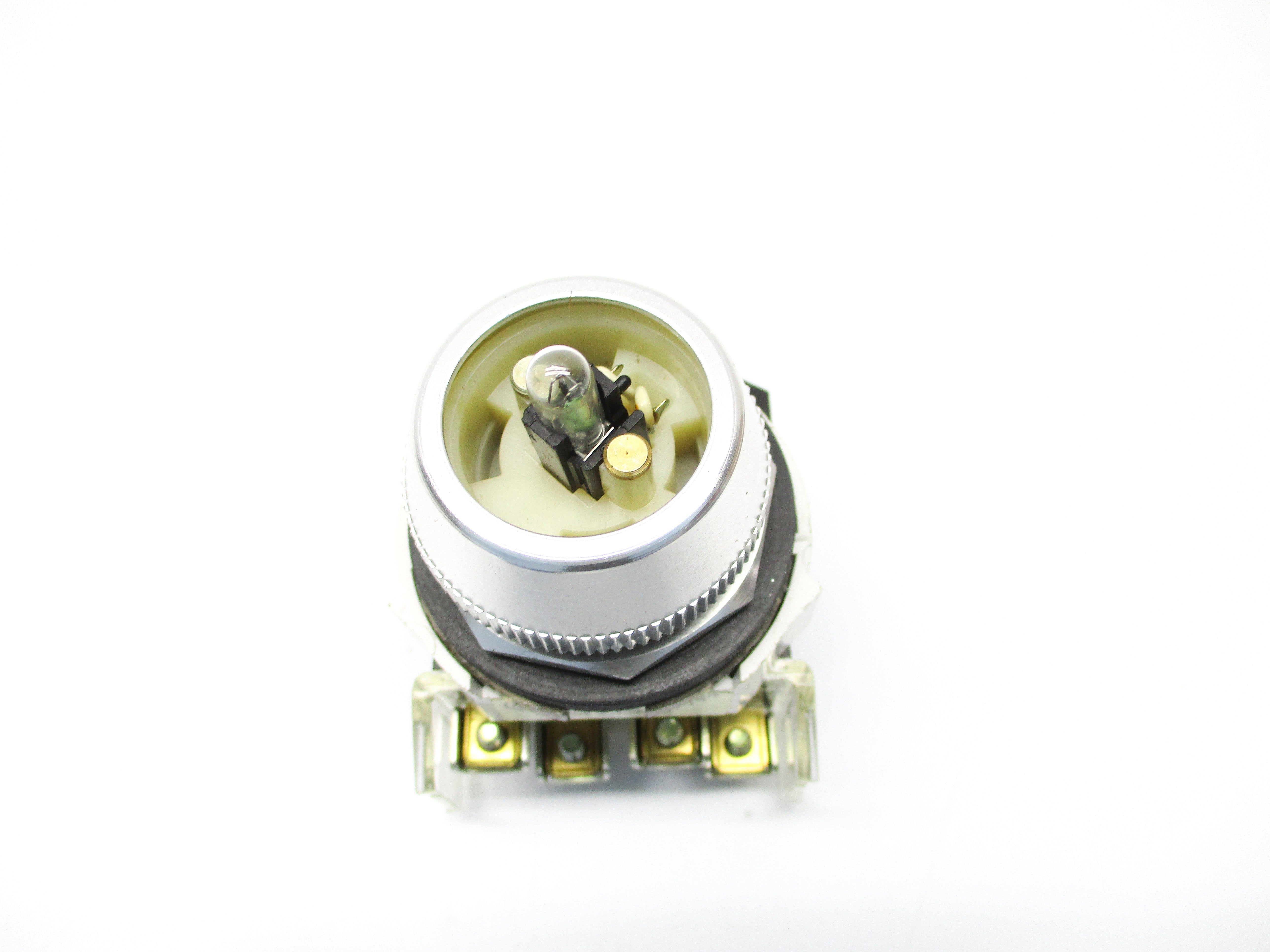 ALLEN BRADLEY 800T-16HX2KB6 SER. T (AS PICTURED) NSNP