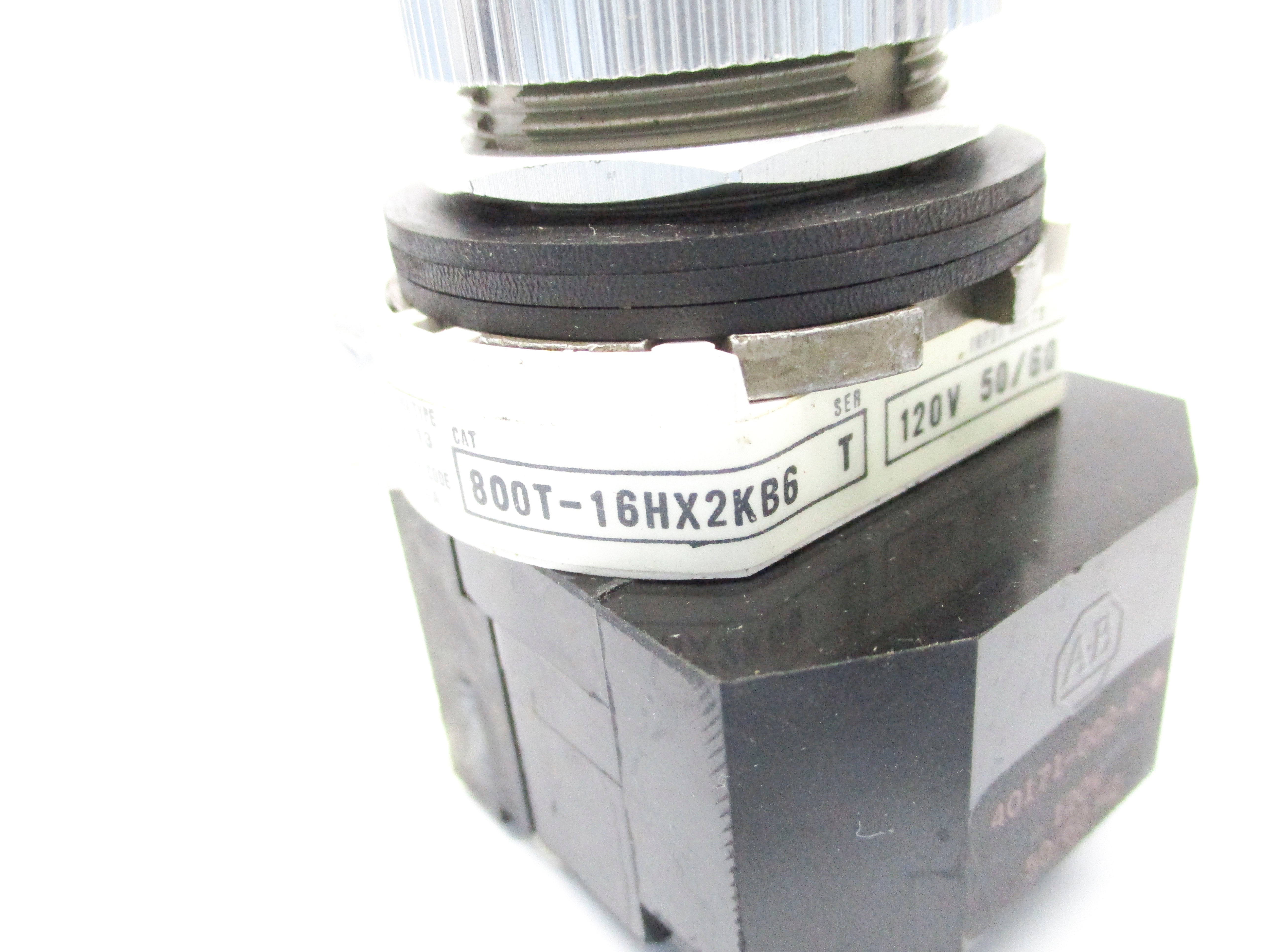 ALLEN BRADLEY 800T-16HX2KB6 SER. T (AS PICTURED) NSNP