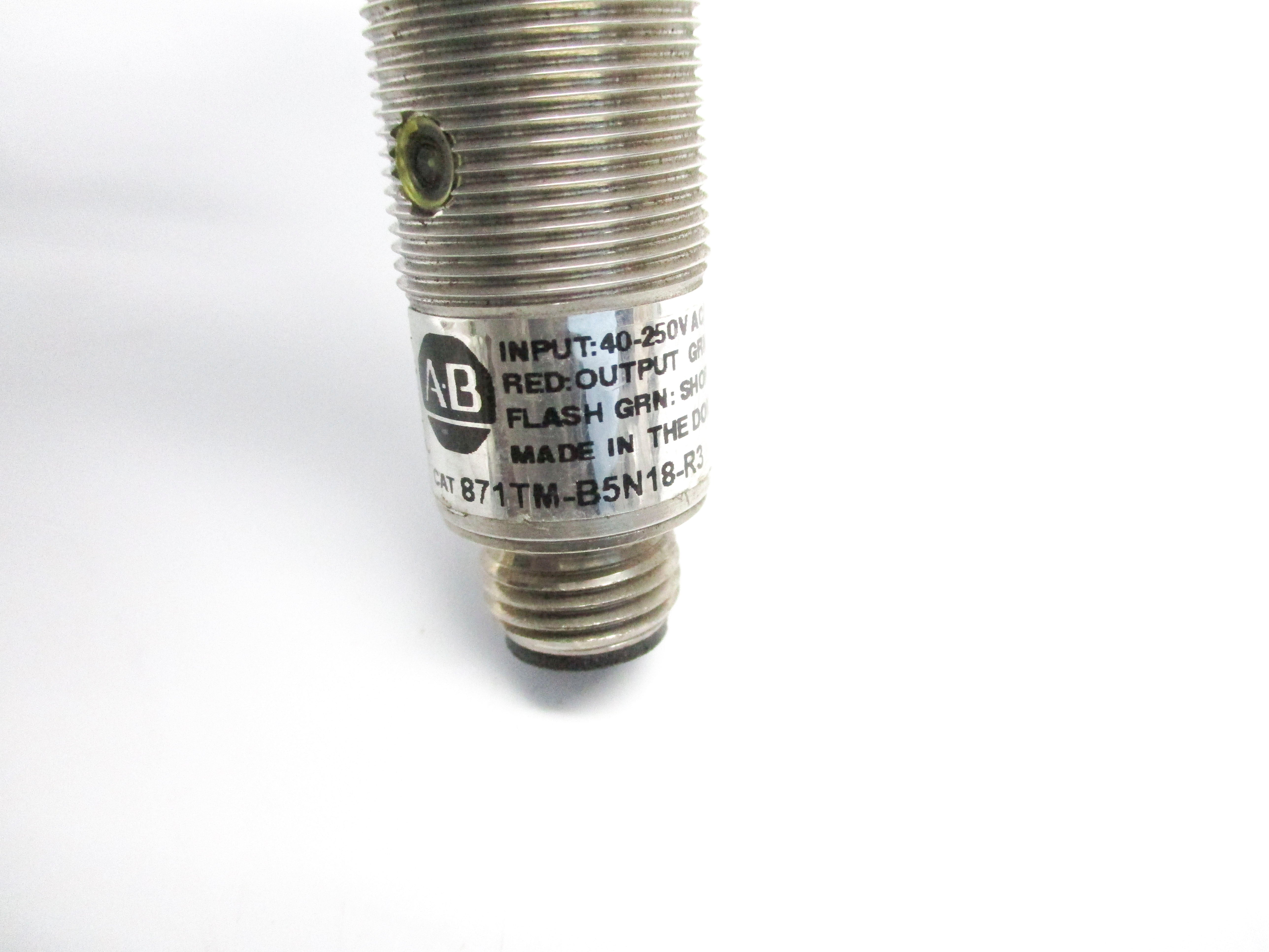 ALLEN BRADLEY 871TM-B5N18-R3 SER. A 40-250VAC NSNP