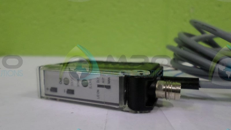 BALLUFF BMO-A01-J-PU-C-02 MINI PHOTOELECTRIC SENSOR *NEW NO BOX*