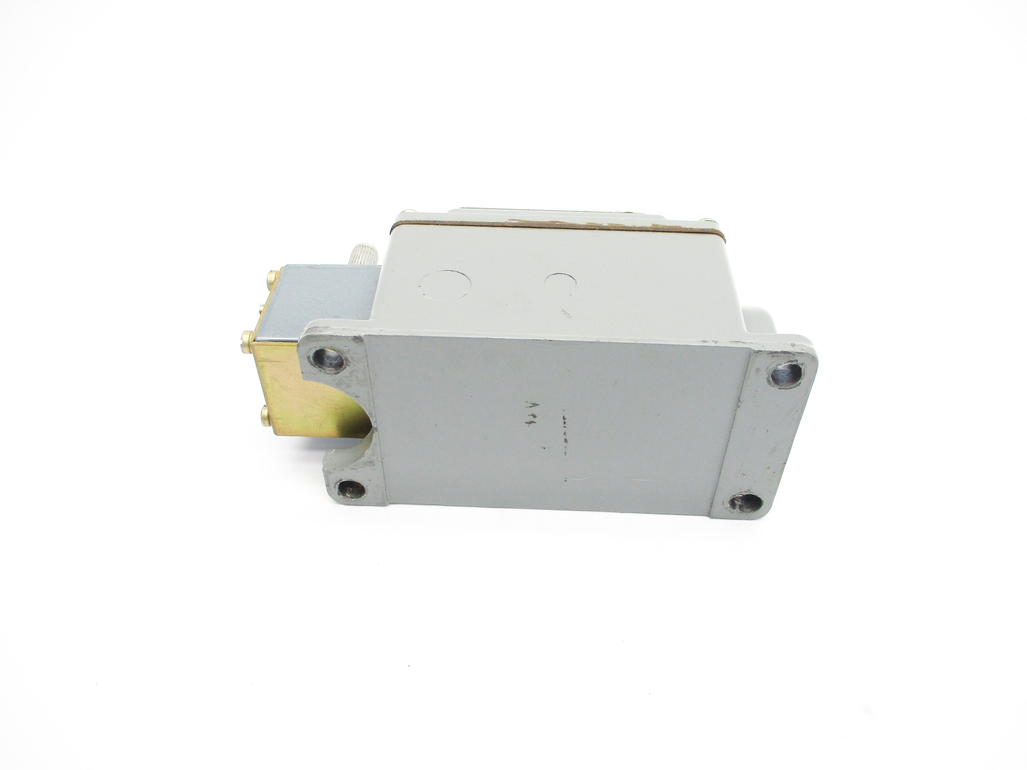 INDUSTRIAL SPARE PART 802T-R4TD SER. 1 120VAC 3A UNMP