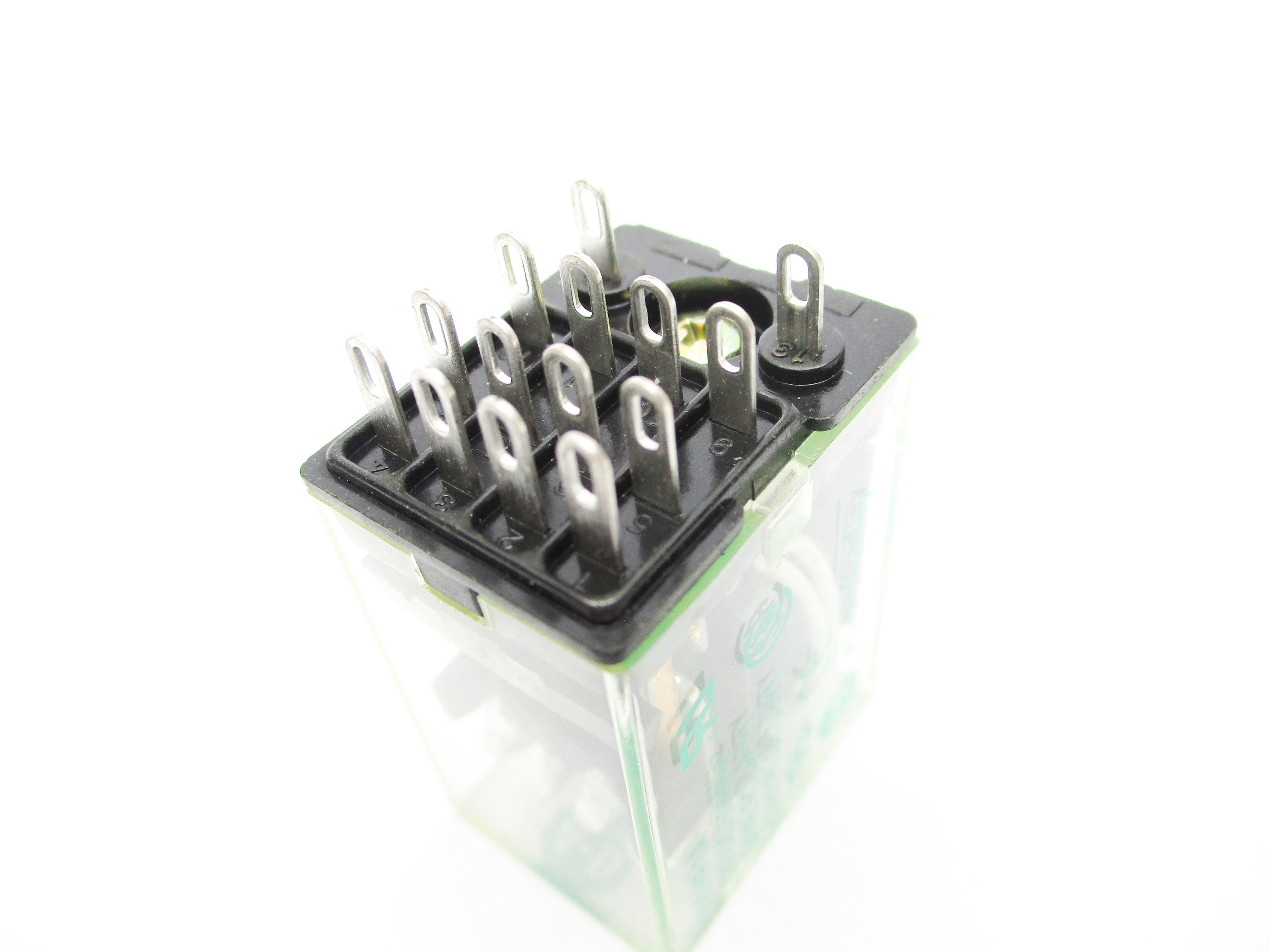 ALLEN BRADLEY 700-HC14Z12 SER. C 3A 12VDC (GY/BL) NSMP