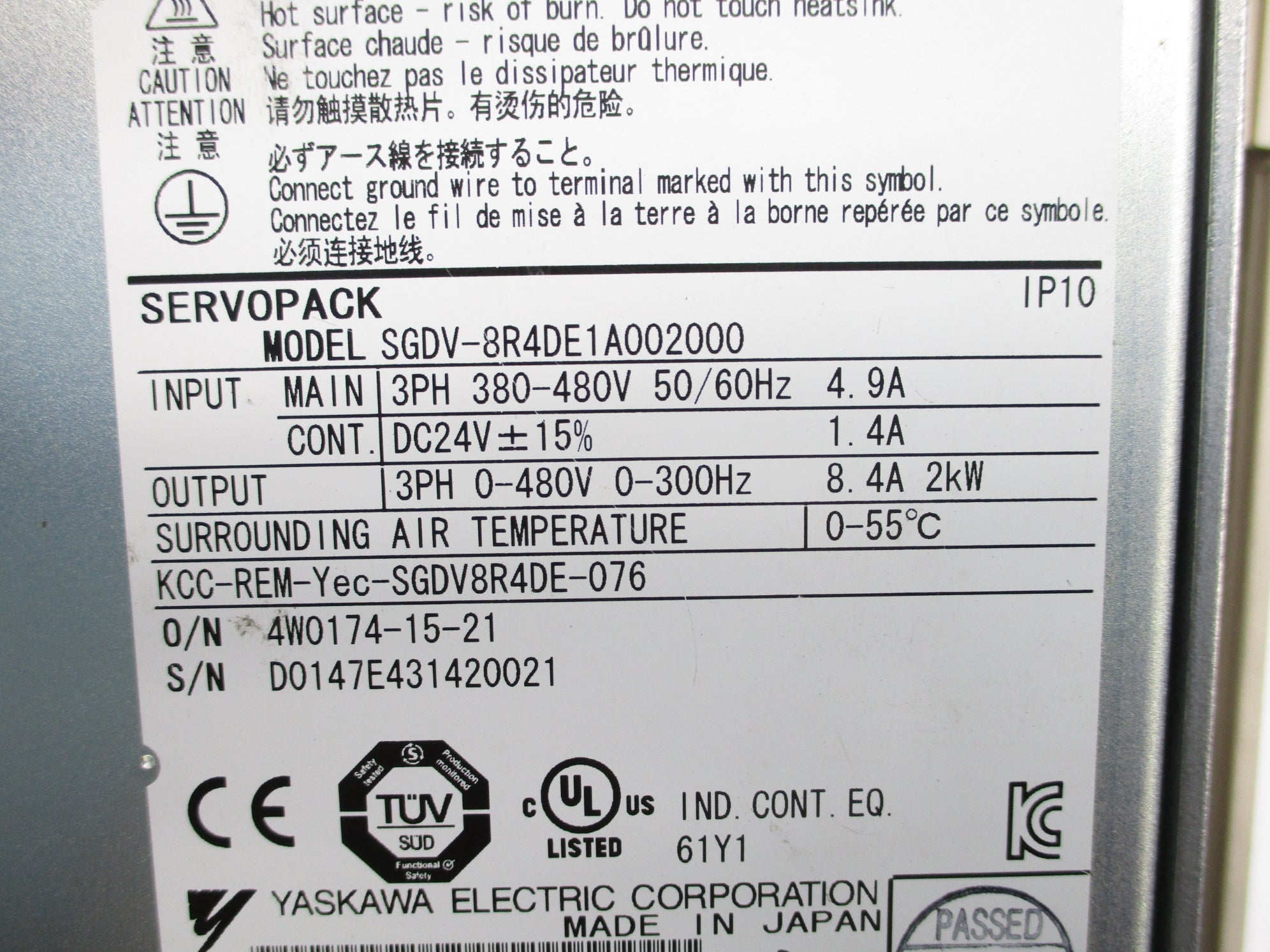 YASKAWA ELECTRIC SGDV-8R4DE1A002000 UNMP