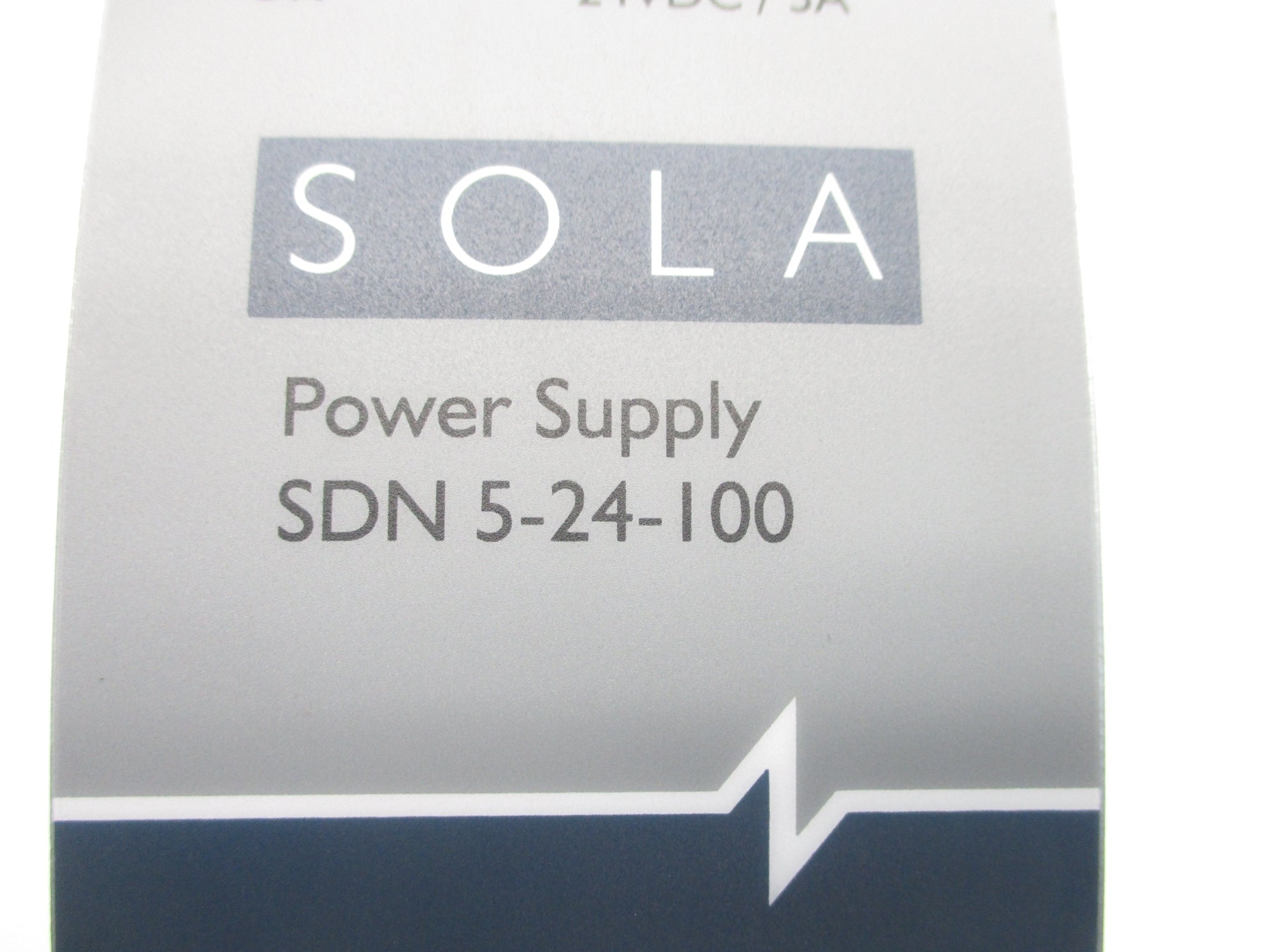 SOLA SDN5-24-100 UNMP