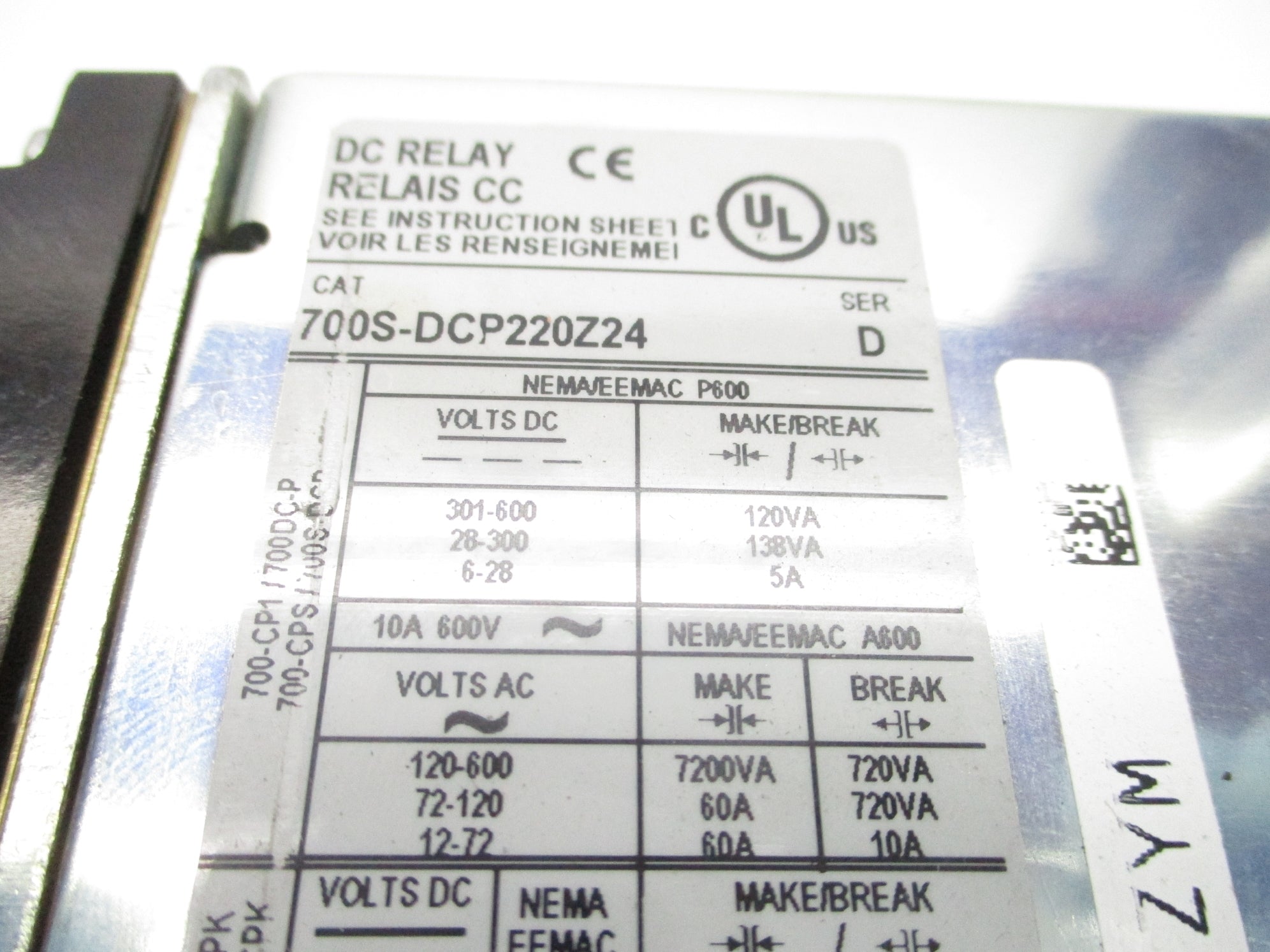 INDUSTRIAL SPARE PART 700S-DCP220Z24 SER. D 24VDC UNMP