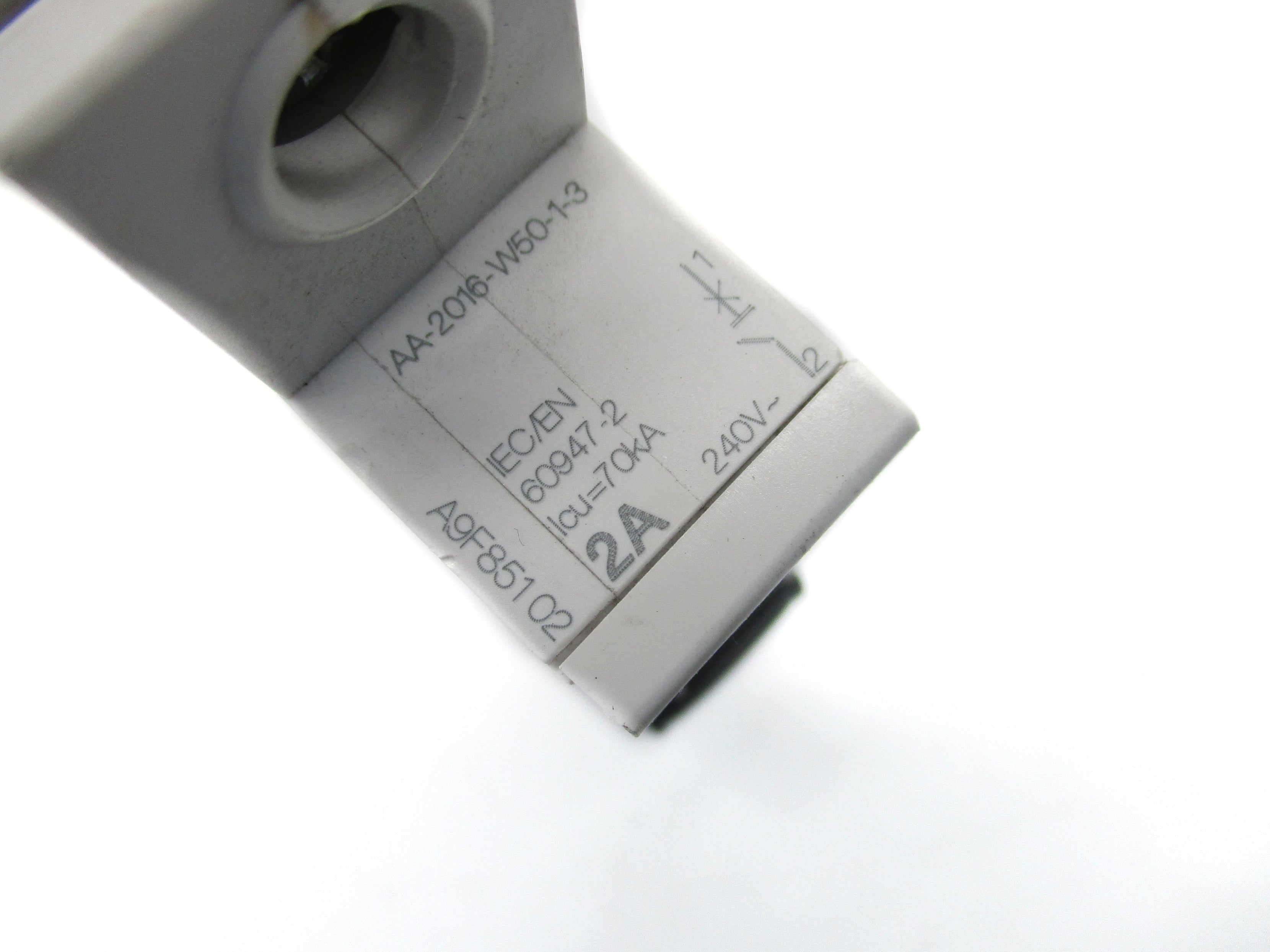 SCHNEIDER ELECTRIC A9F85102 2A 240V UNMP