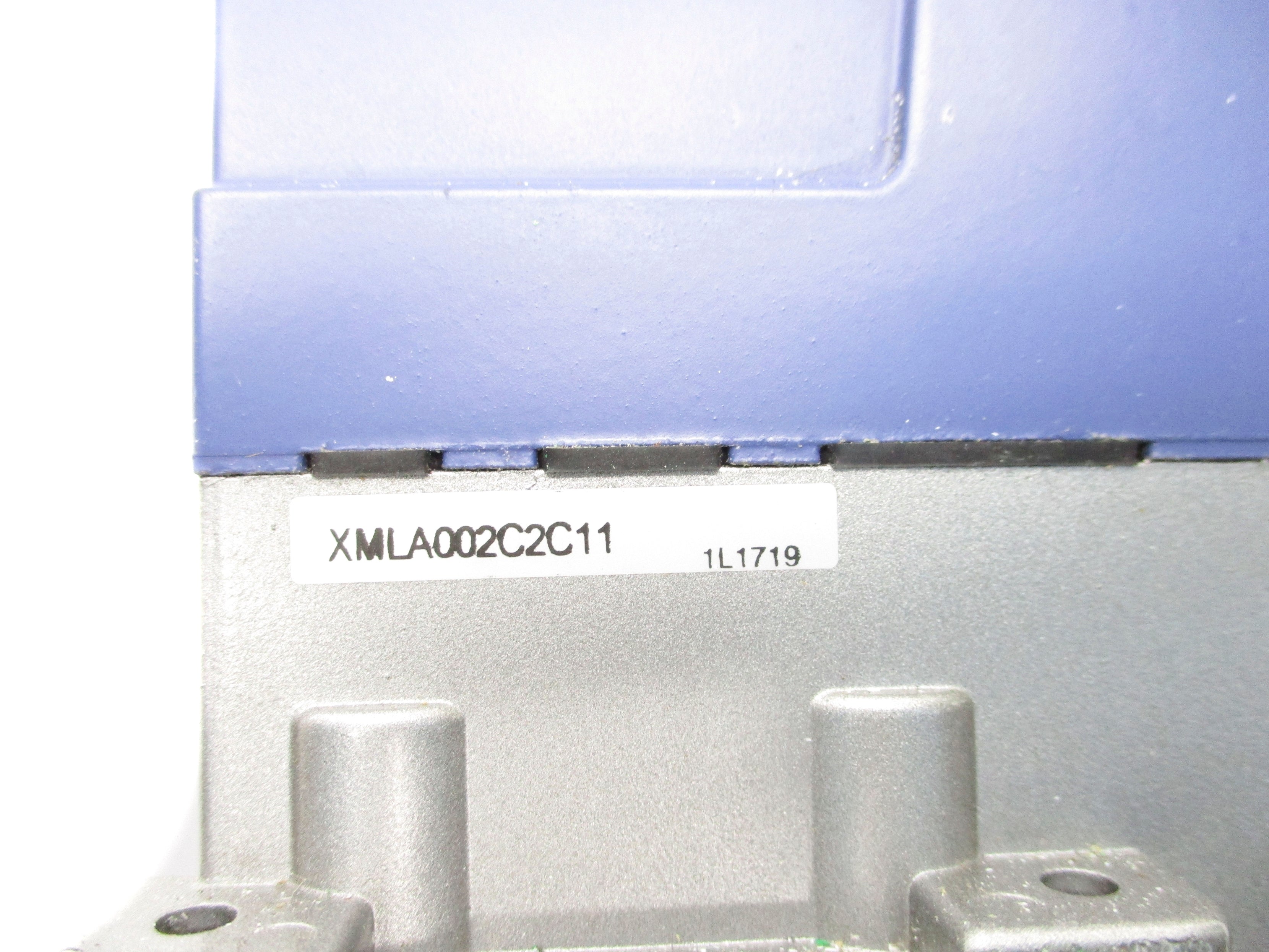 TELEMECANIQUE XMLA002C2C11 UNMP