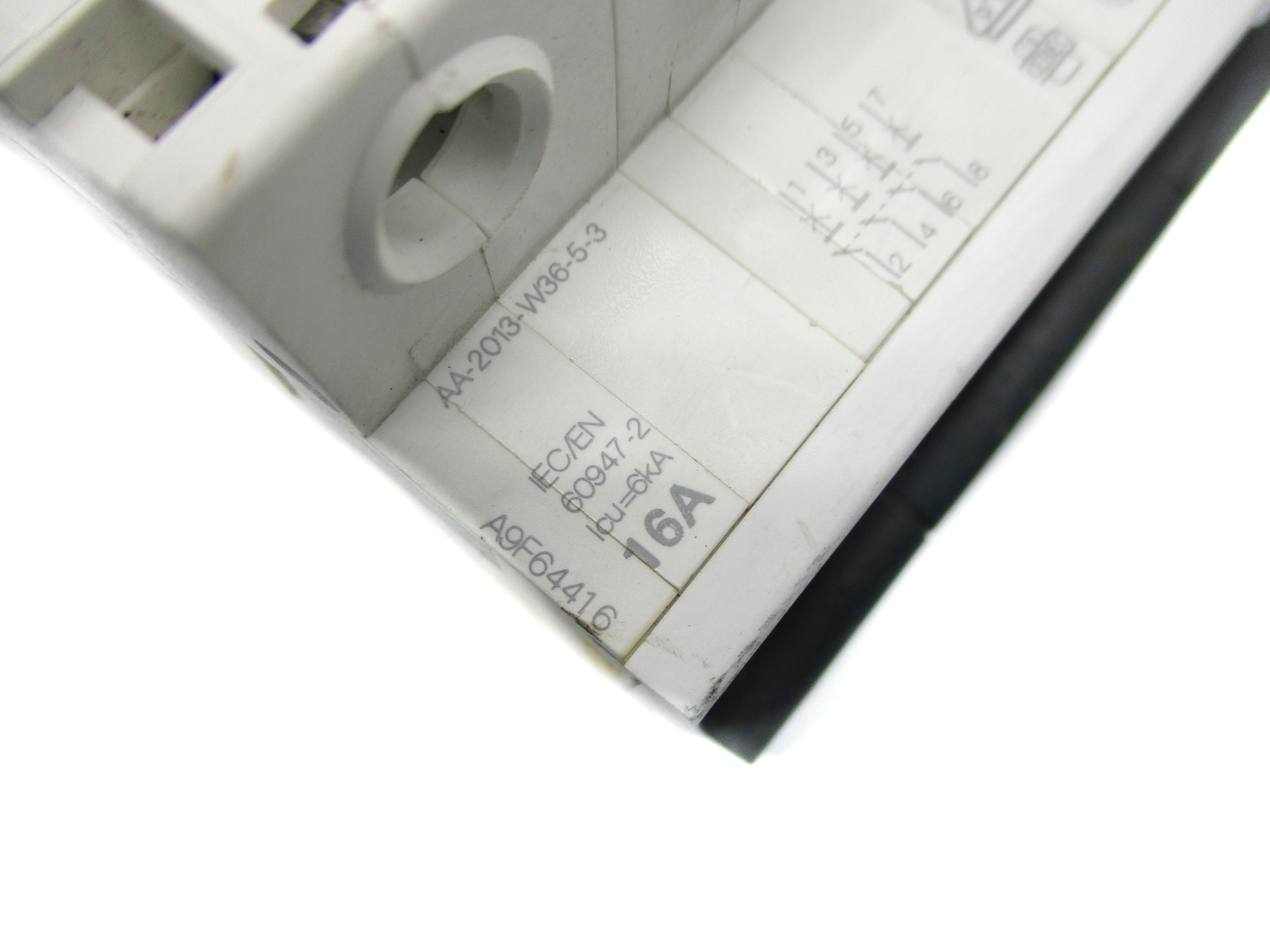 SCHNEIDER ELECTRIC A9F64416 16A 400V UNMP