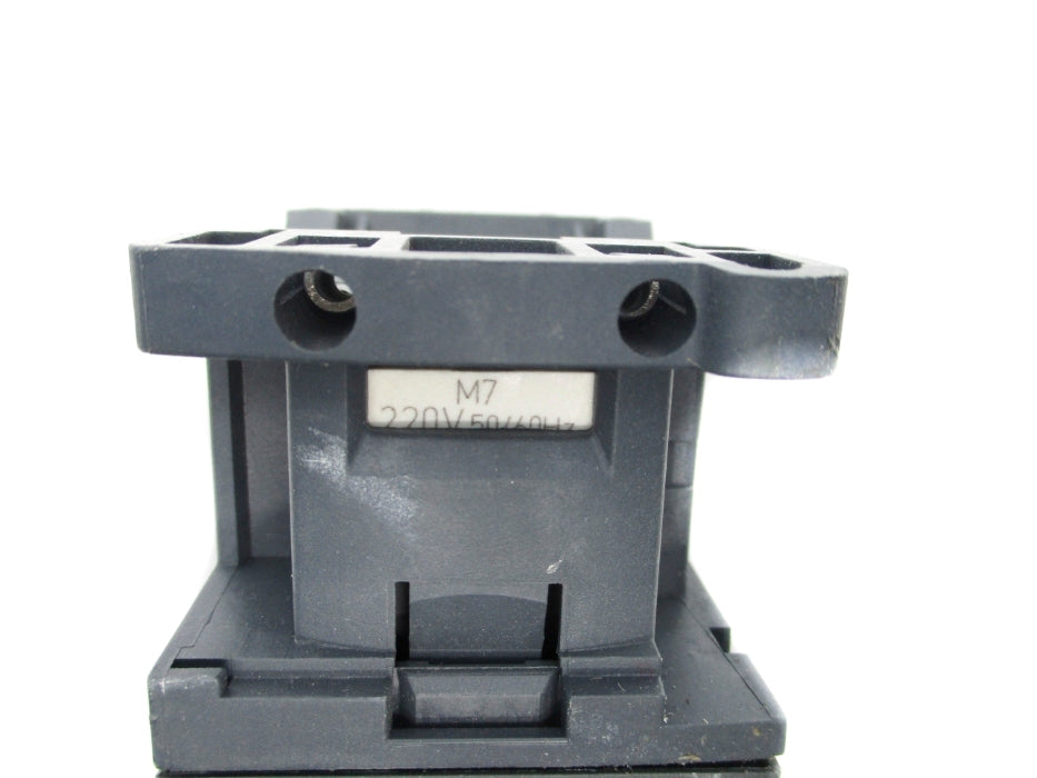 TELEMECANIQUE LC1D18M7 220V (AS PICTURED) NSNP